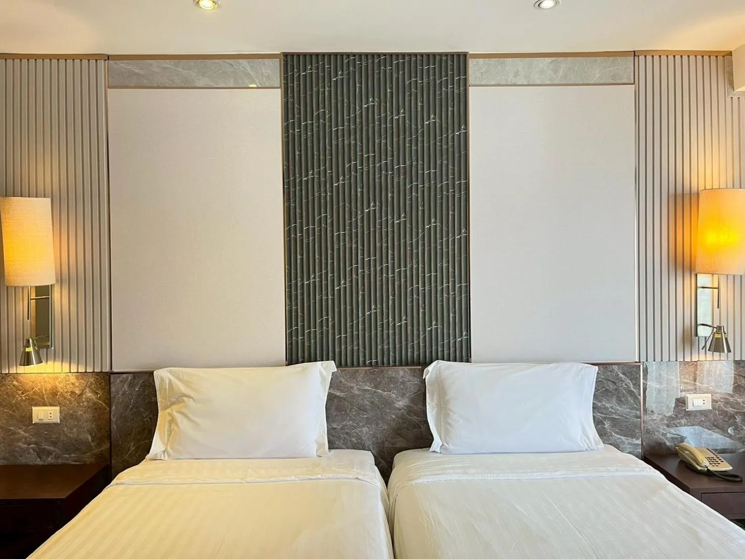 Bedroom, Bed in Garden Cliff Resort And Spa