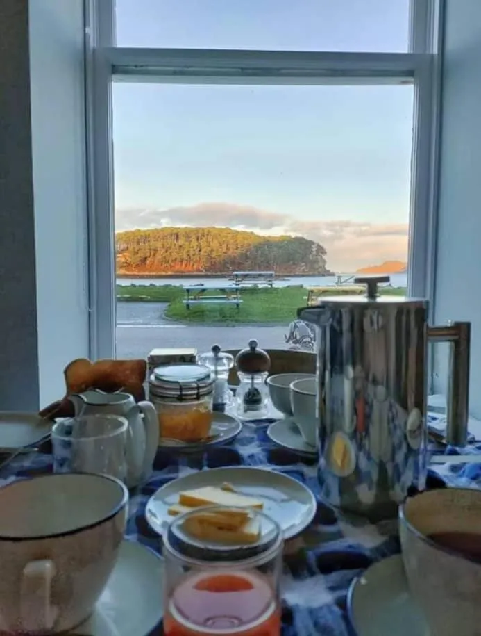 Tigh an Eilean Hotel