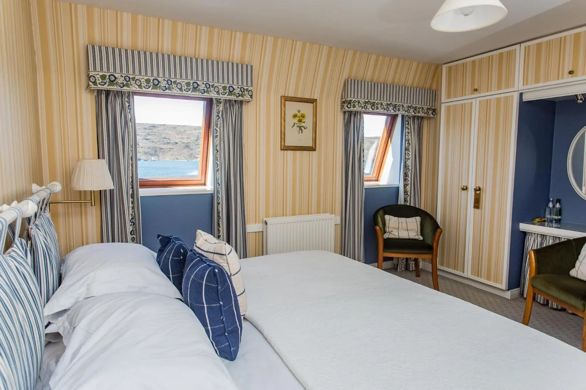 Double Room in Tigh an Eilean Hotel Double Room in Tigh an Eilean Hotel