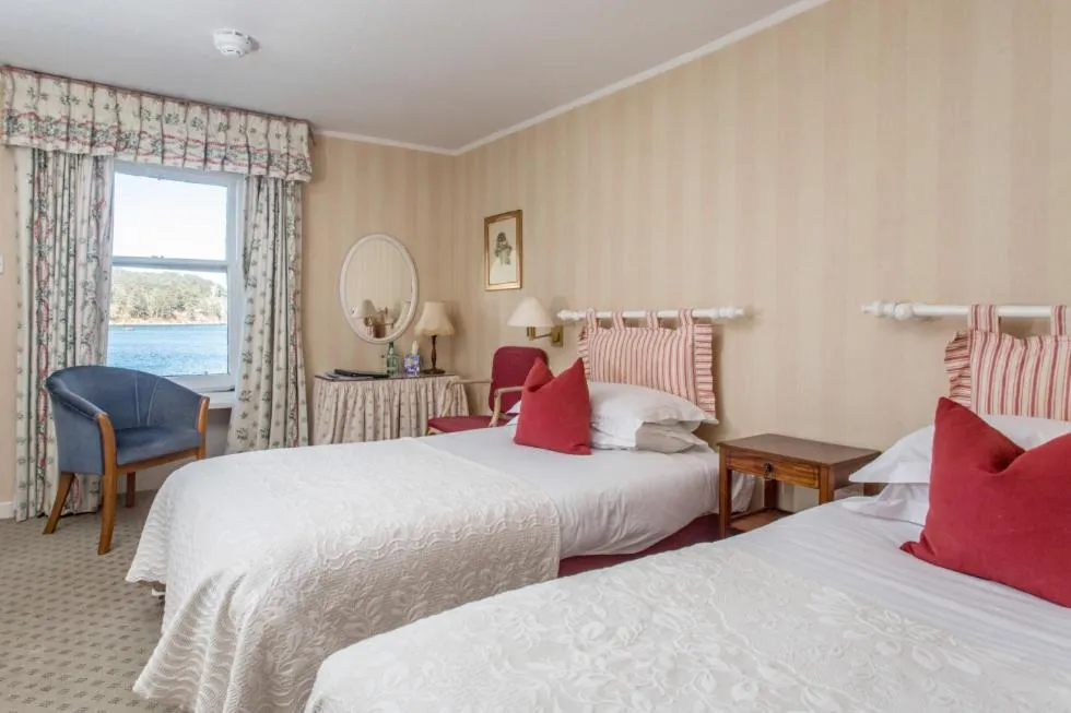Bed in Tigh an Eilean Hotel