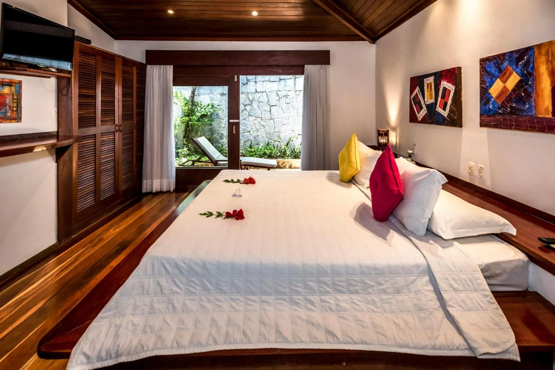 Bed in Sombra e Água Fresca Resort