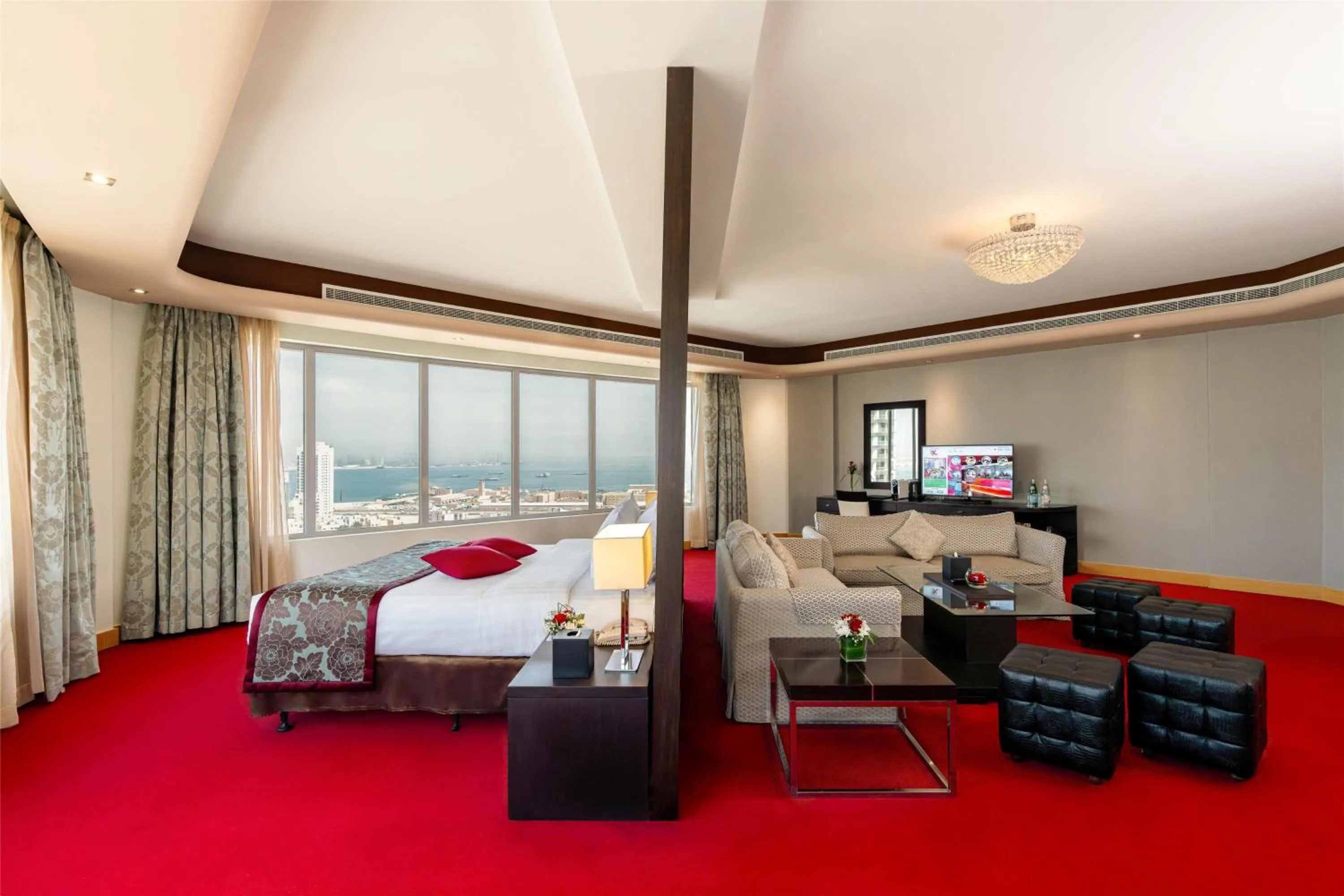 Photo of the whole room, Bed in The K Hotel