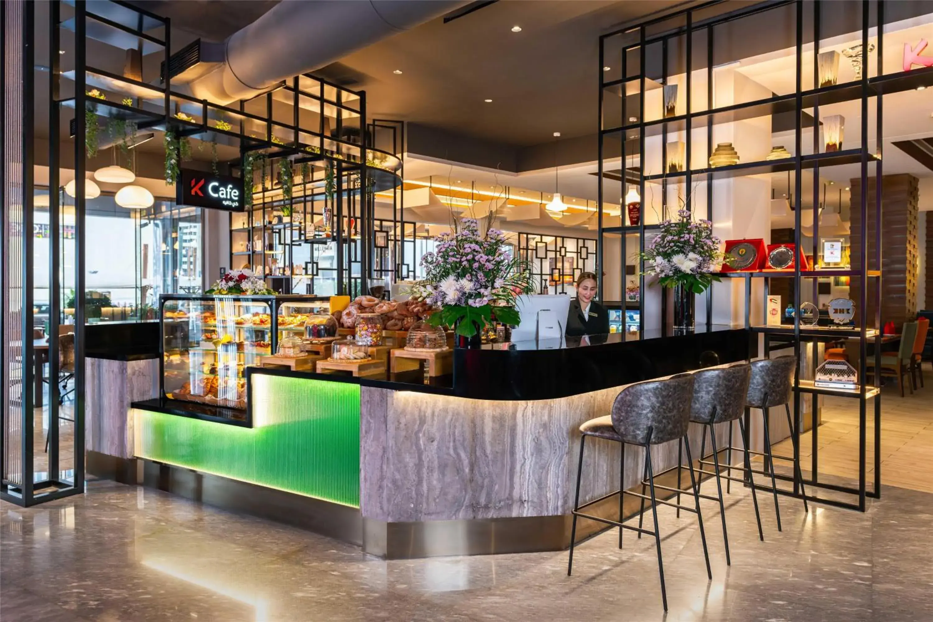 Food and drinks in The K Hotel Food and drinks in The K Hotel