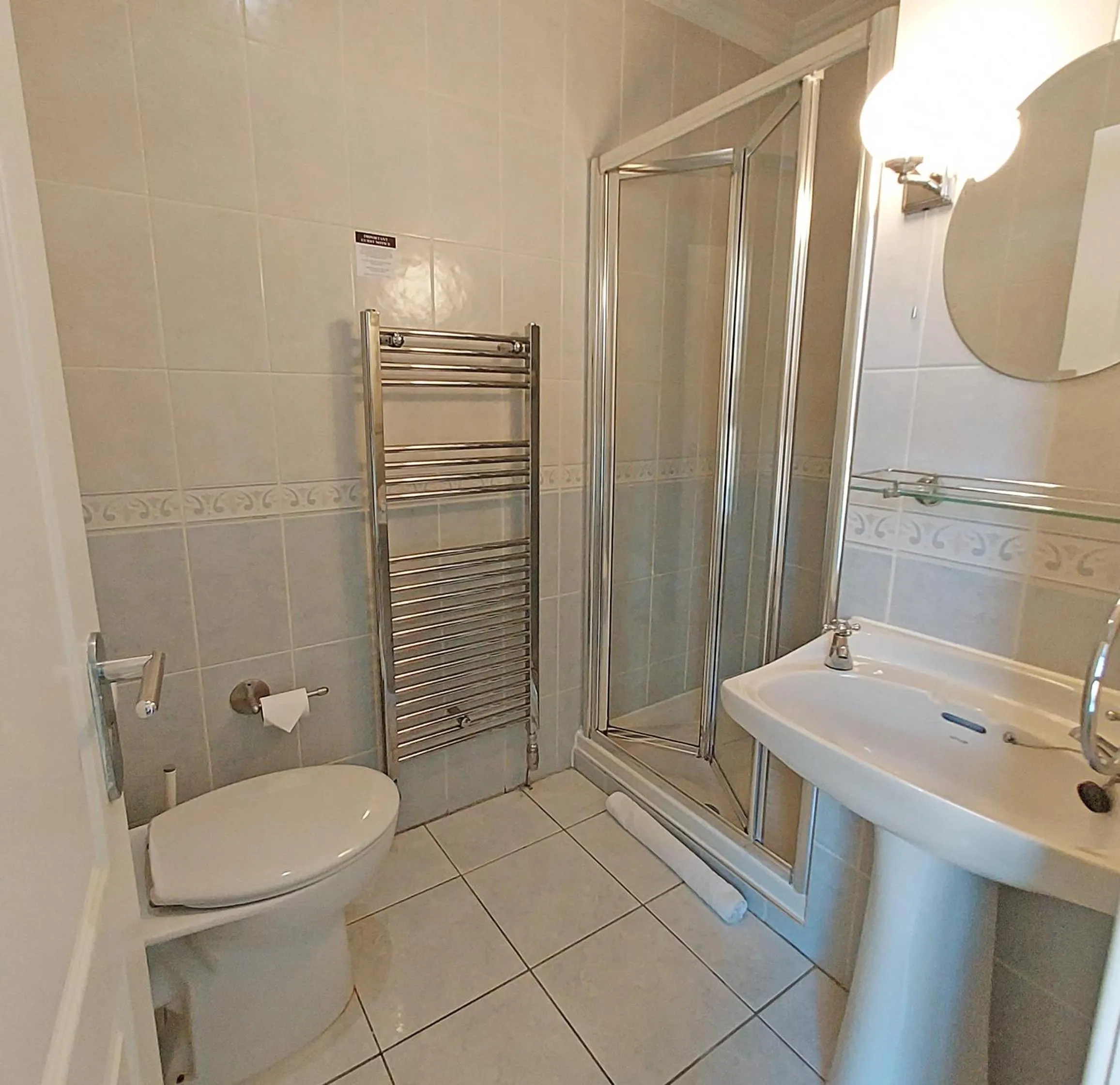 Bathroom in The Glenerne
