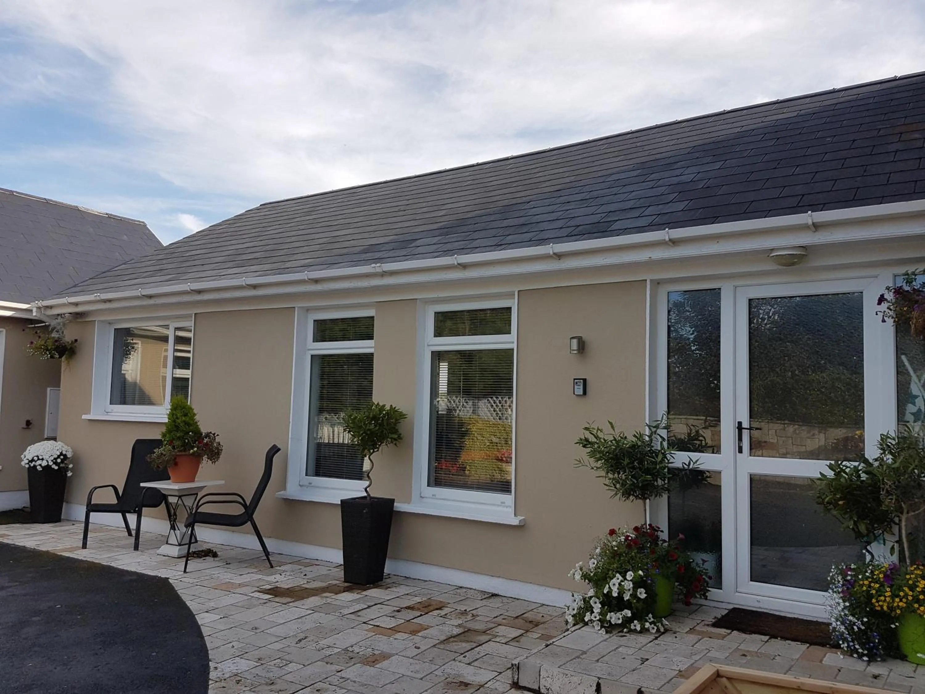 Facade/entrance in Hillcrest House Self Catering Apartments