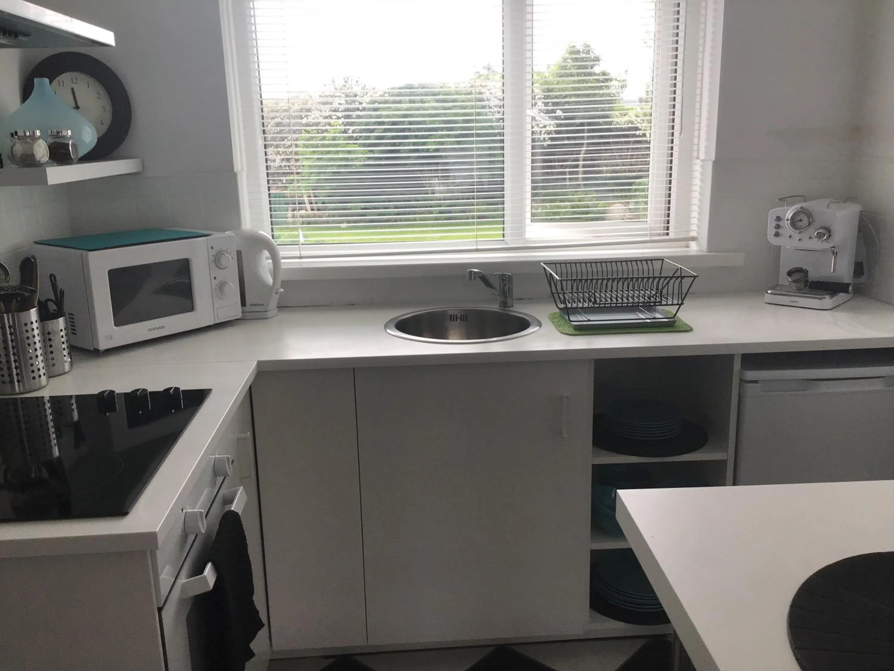 Kitchen or kitchenette in Hillcrest House Self Catering Apartments