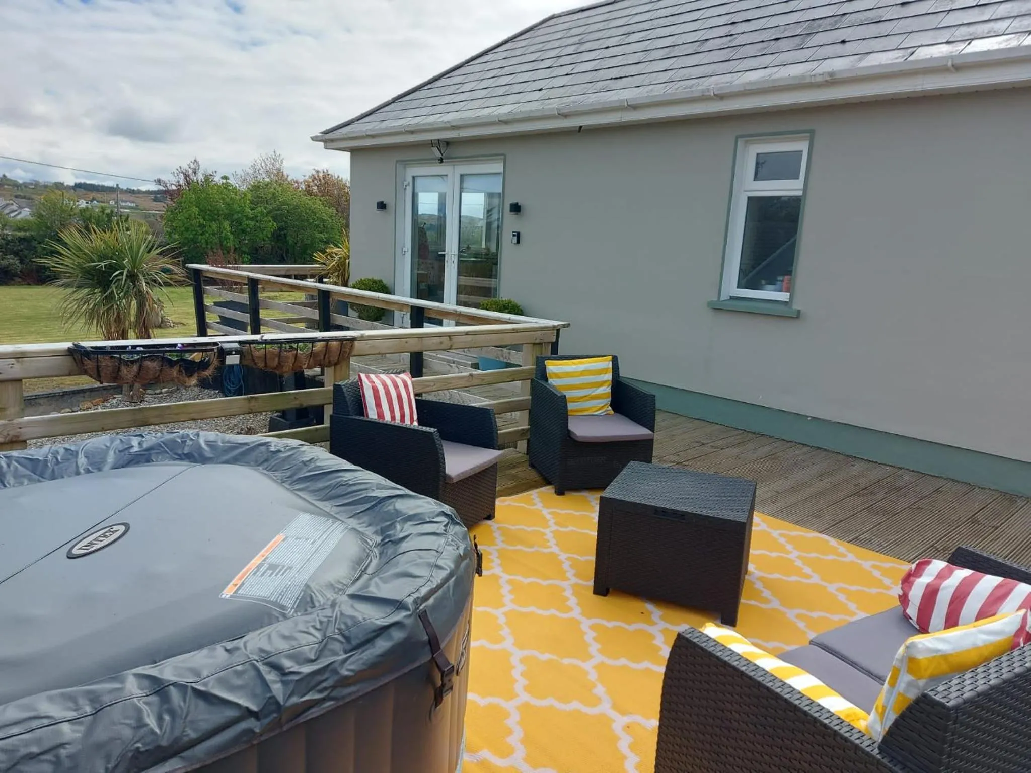 Hot Tub in Hillcrest House Self Catering Apartments