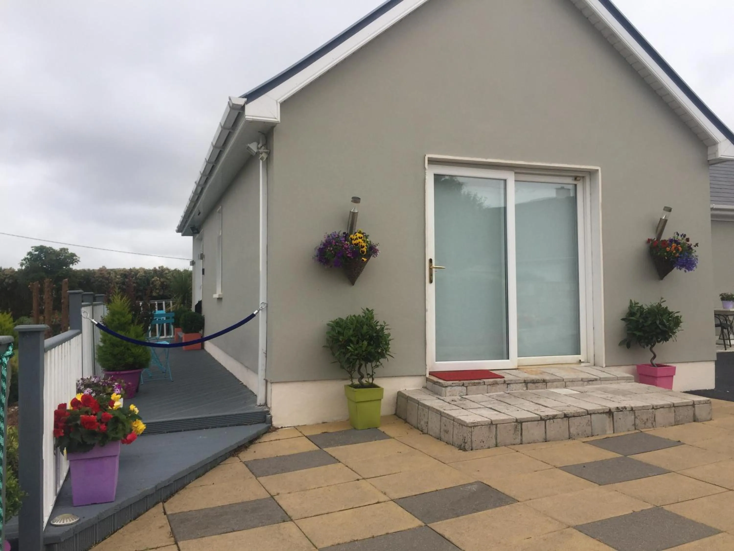 Facade/entrance in Hillcrest House Self Catering Apartments