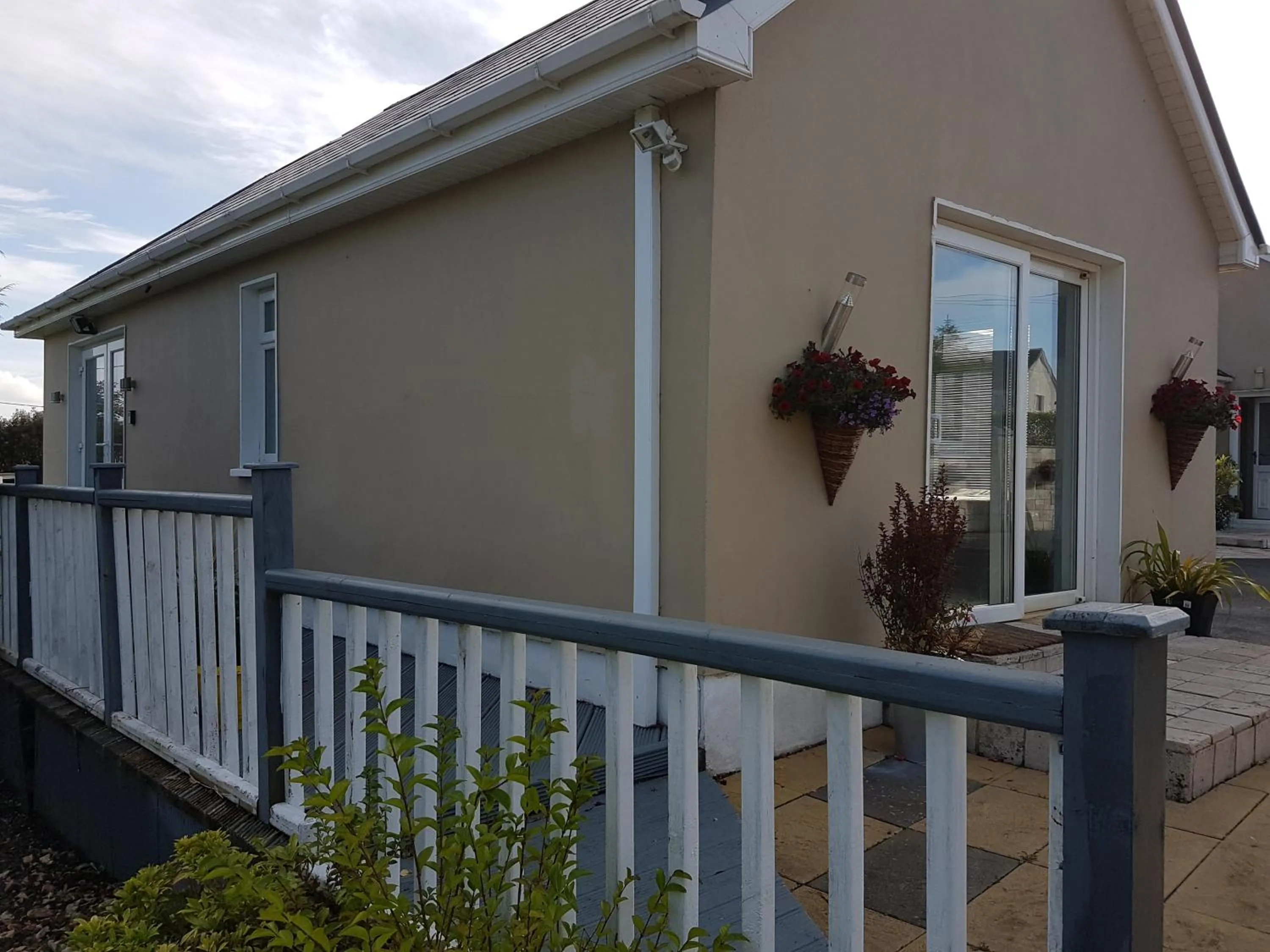 Facade/entrance in Hillcrest House Self Catering Apartments
