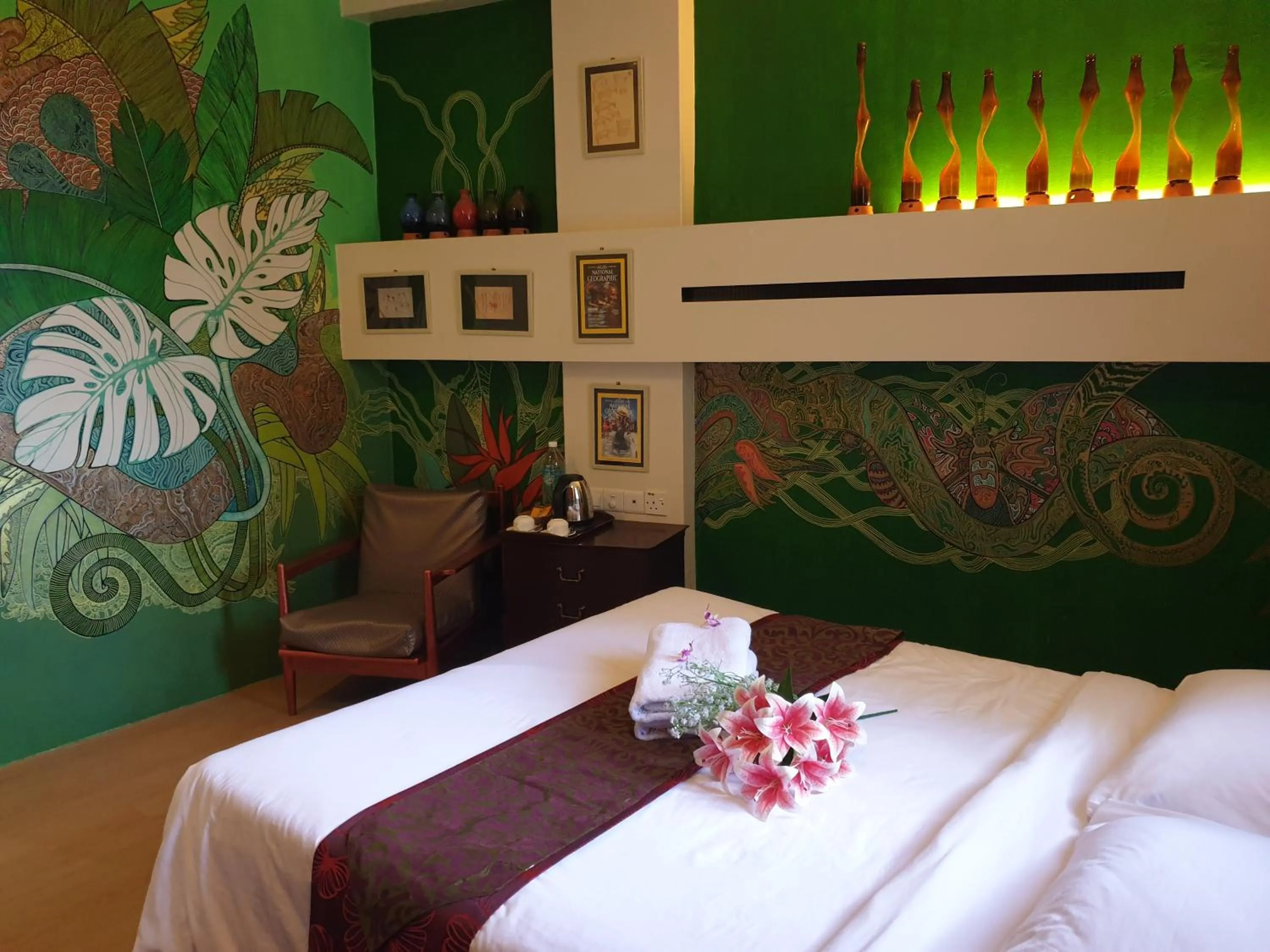 Bed in Fair Park Hotel