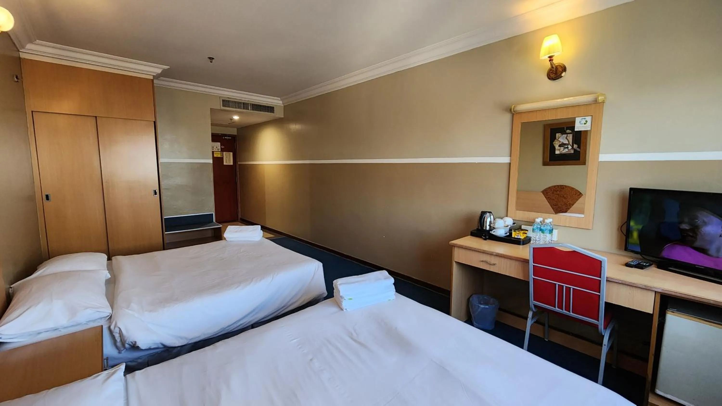 Bedroom, Bed in Fair Park Hotel