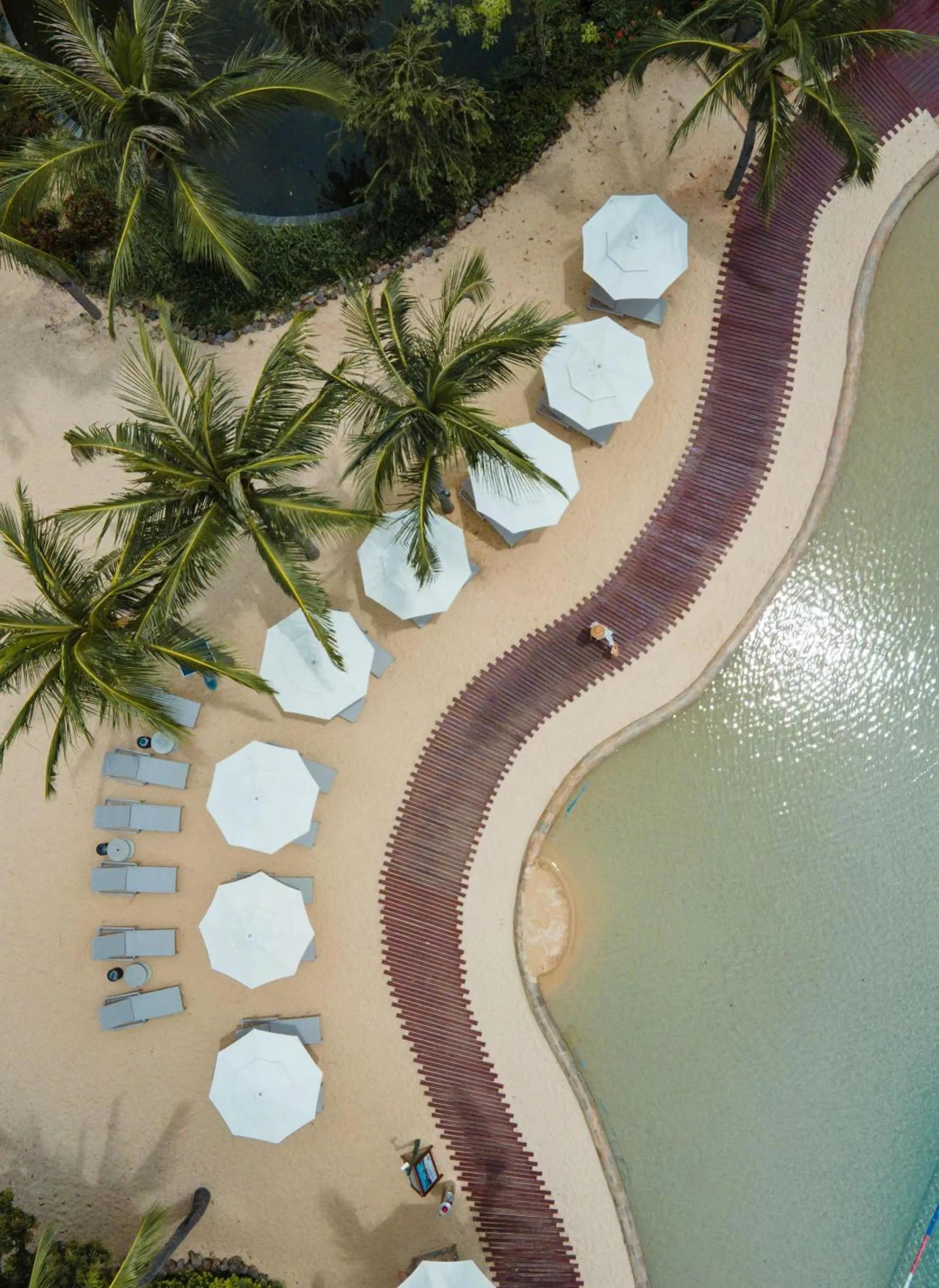 Swimming pool in The Ritz-Carlton Sanya, Yalong Bay