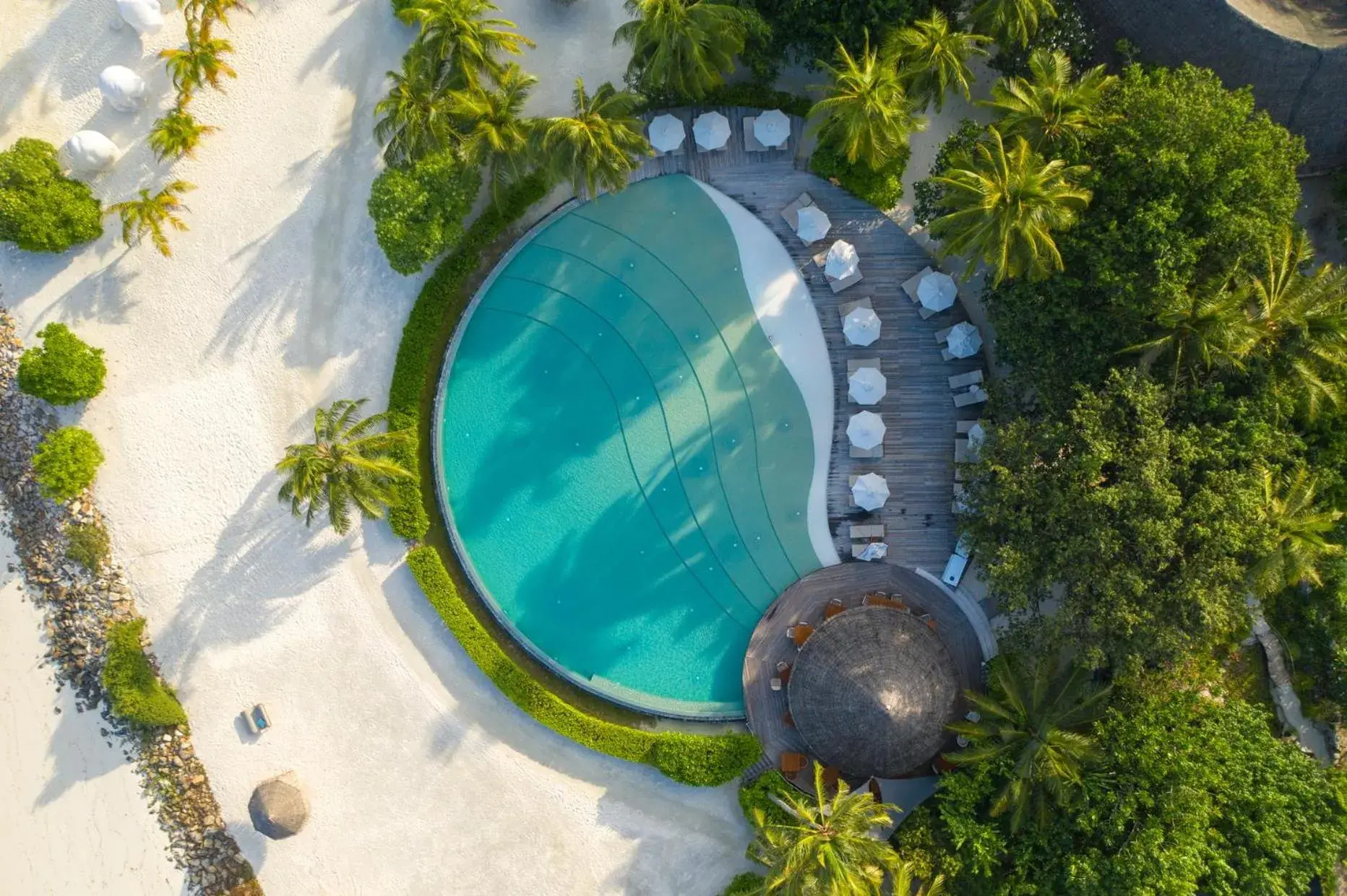 Pool view in LUX* South Ari Atoll Resort & Villas Pool view in LUX* South Ari Atoll Resort & Villas