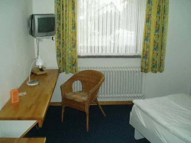 Seating area, Bed in Hotel Friedrichs