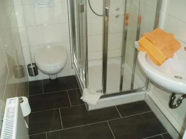 Bathroom in Hotel Friedrichs
