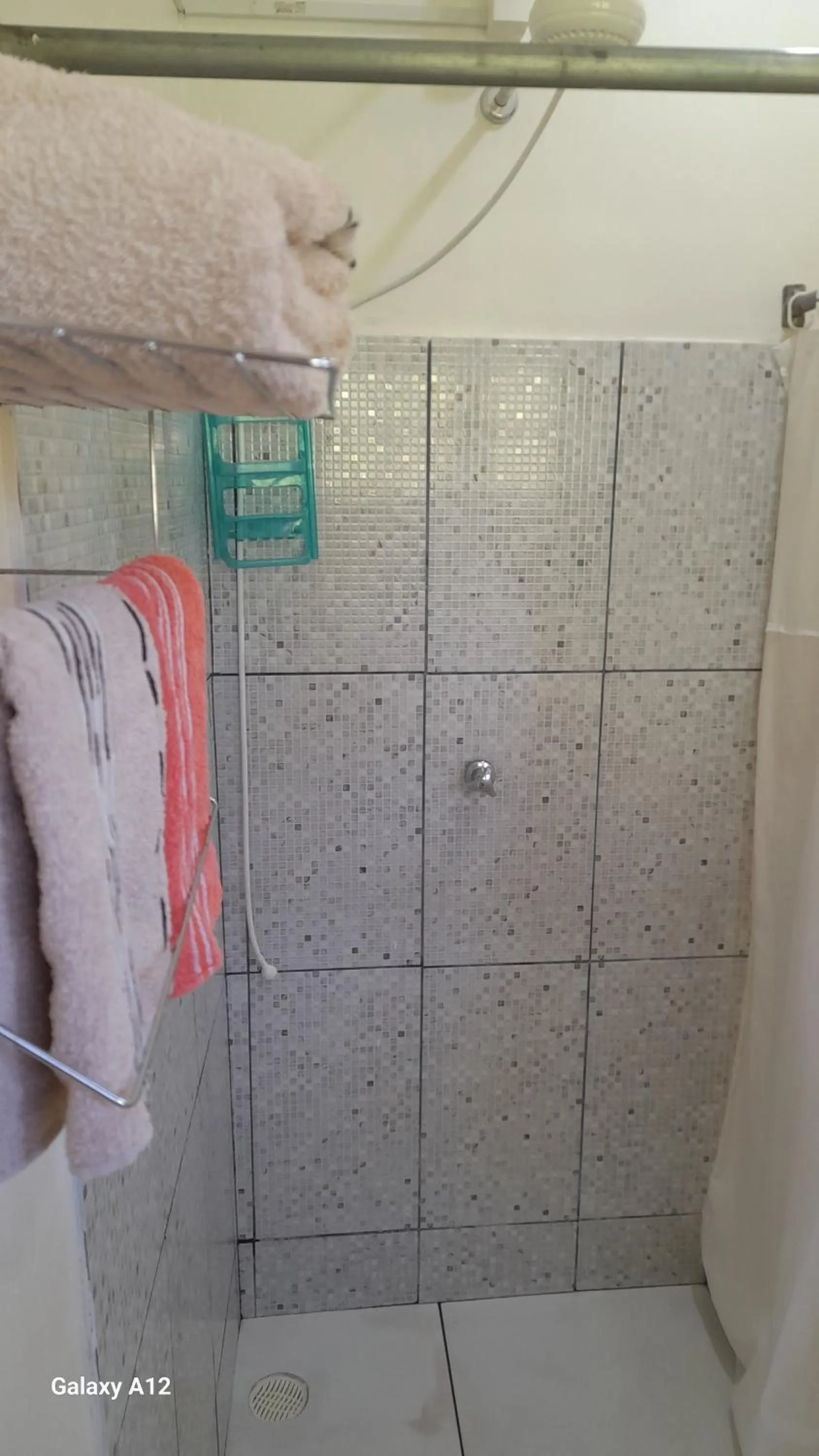 Shower in Hospedaria Casa de Maria