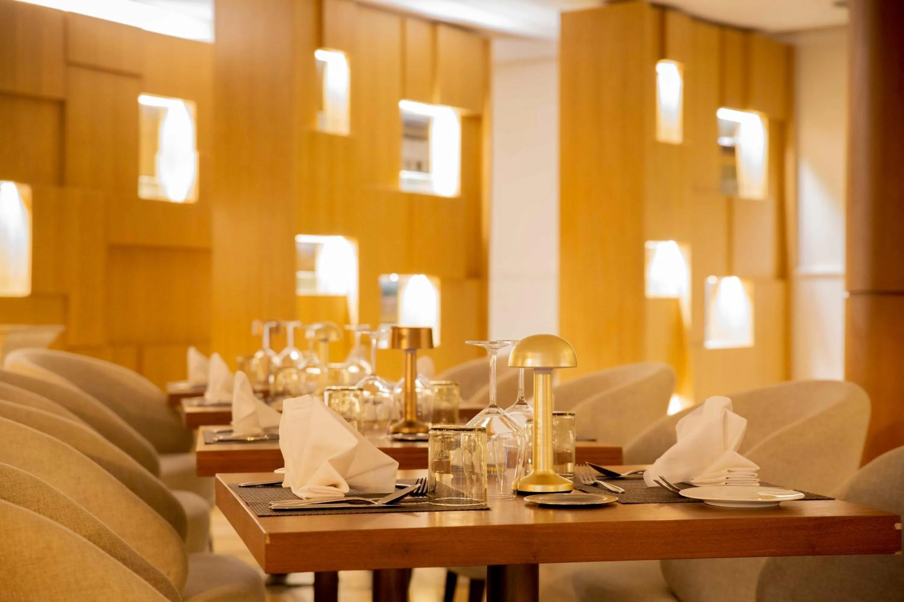 Restaurant/places to eat in OCEANA Hotel & Spa