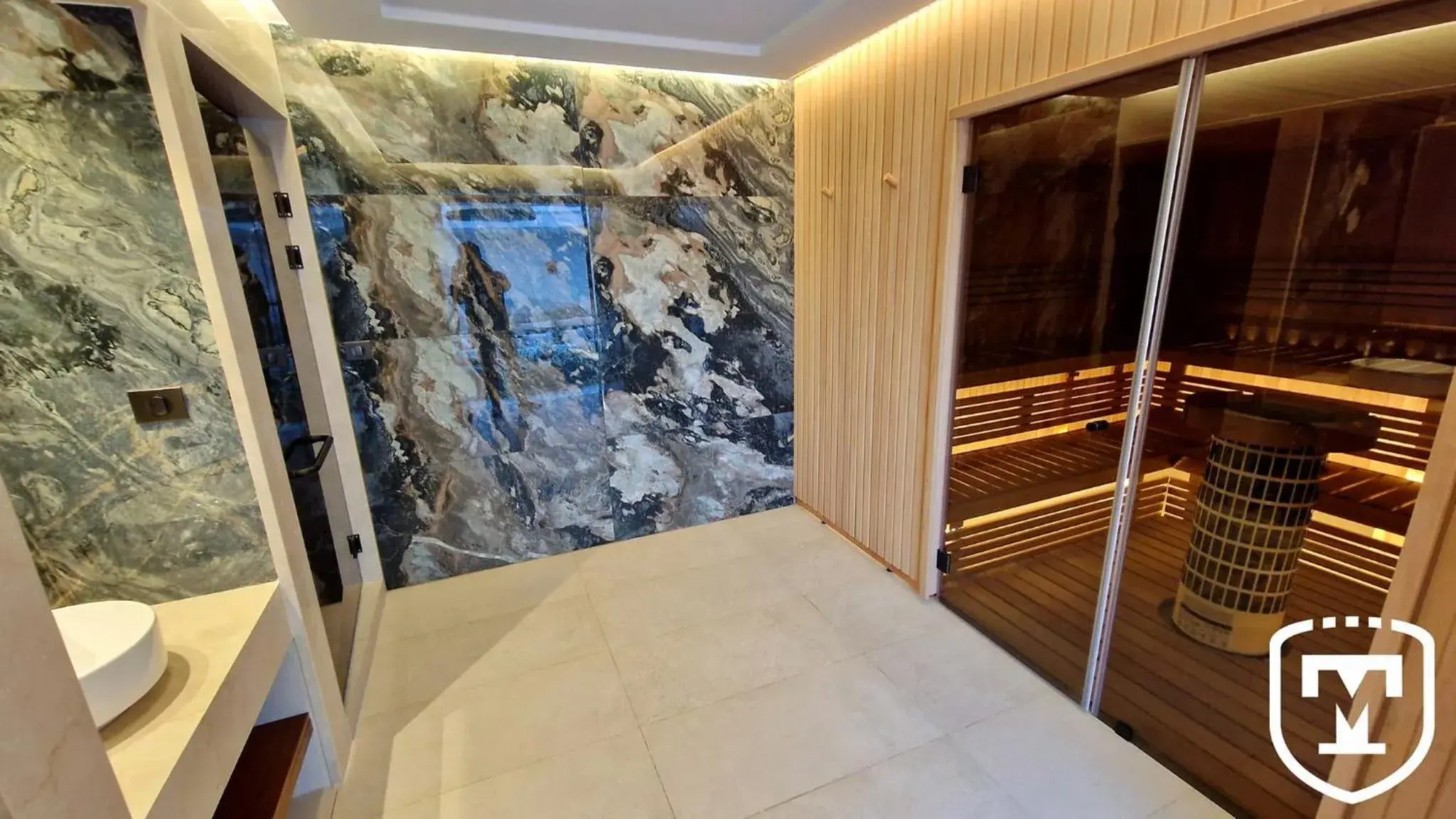 Sauna, Bed in OCEANA Hotel & Spa Sauna, Bed in OCEANA Hotel & Spa