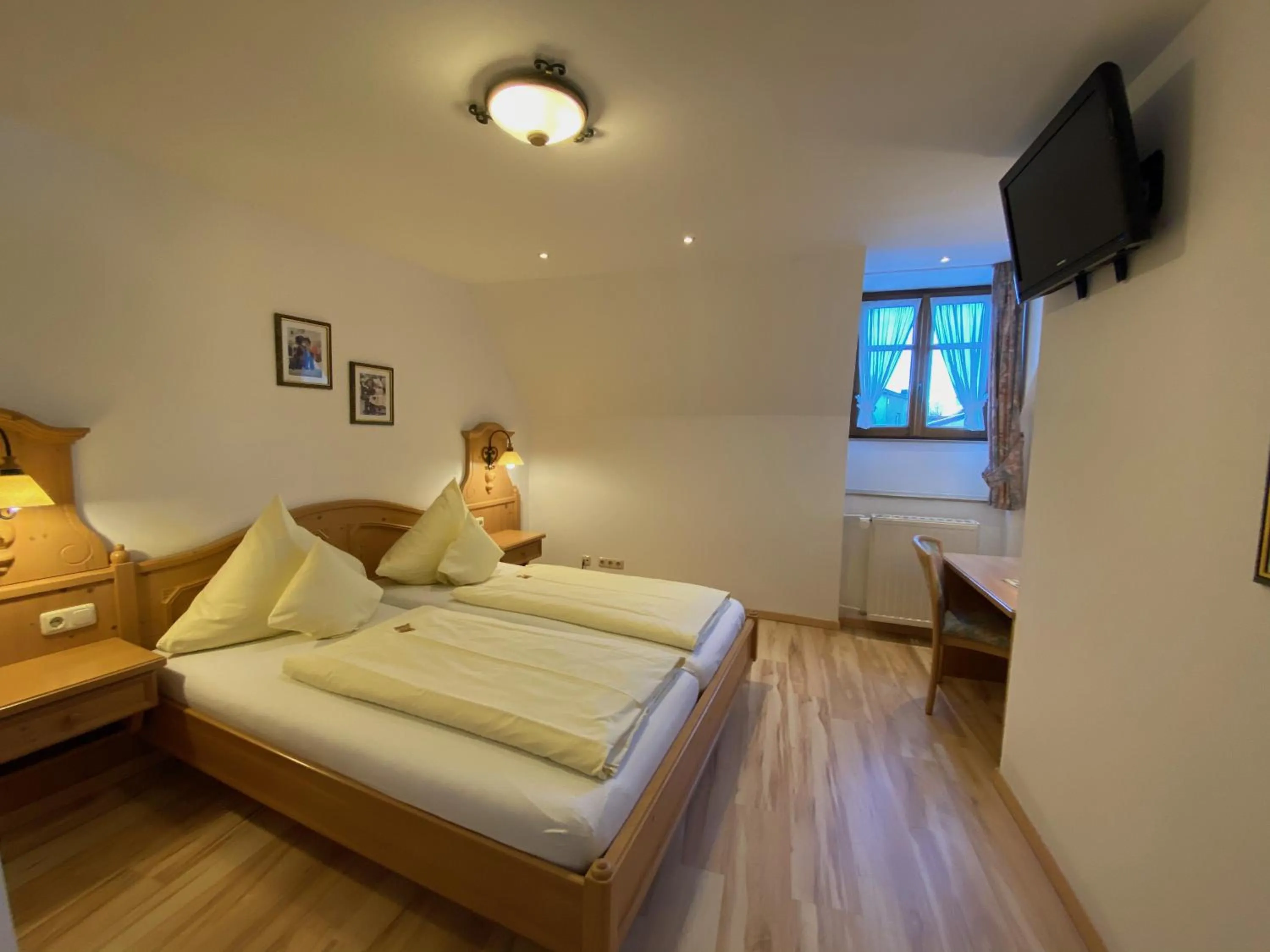 Bed in Hotel Lobmeyer