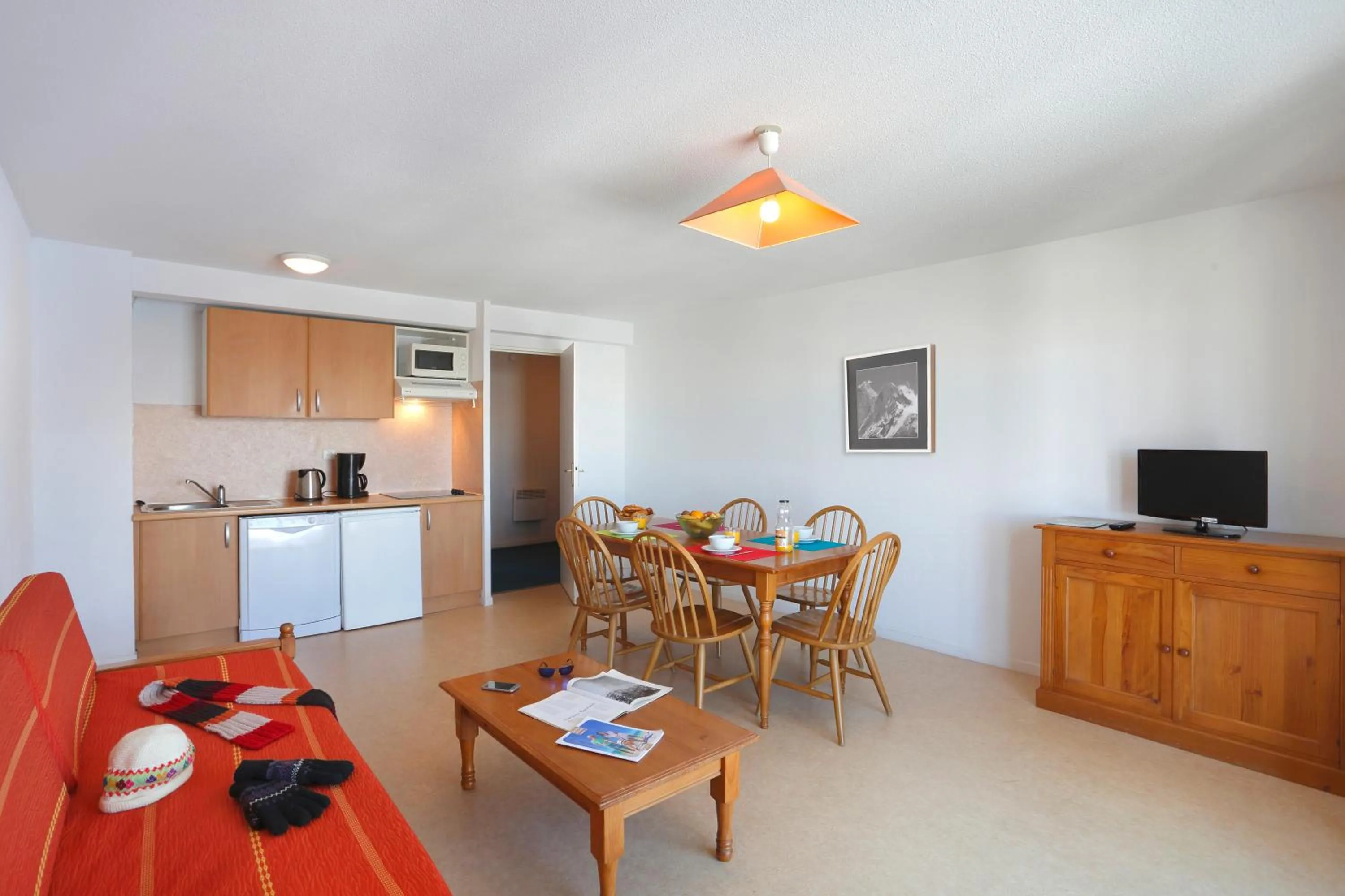 Kitchen or kitchenette in Résidence Néméa Royal Peyragudes