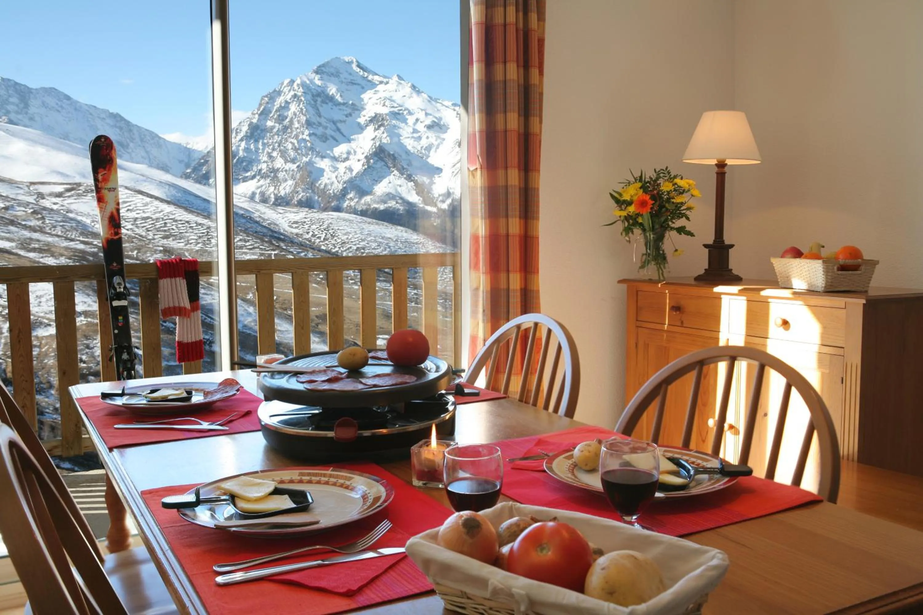Dining area in Résidence Néméa Royal Peyragudes