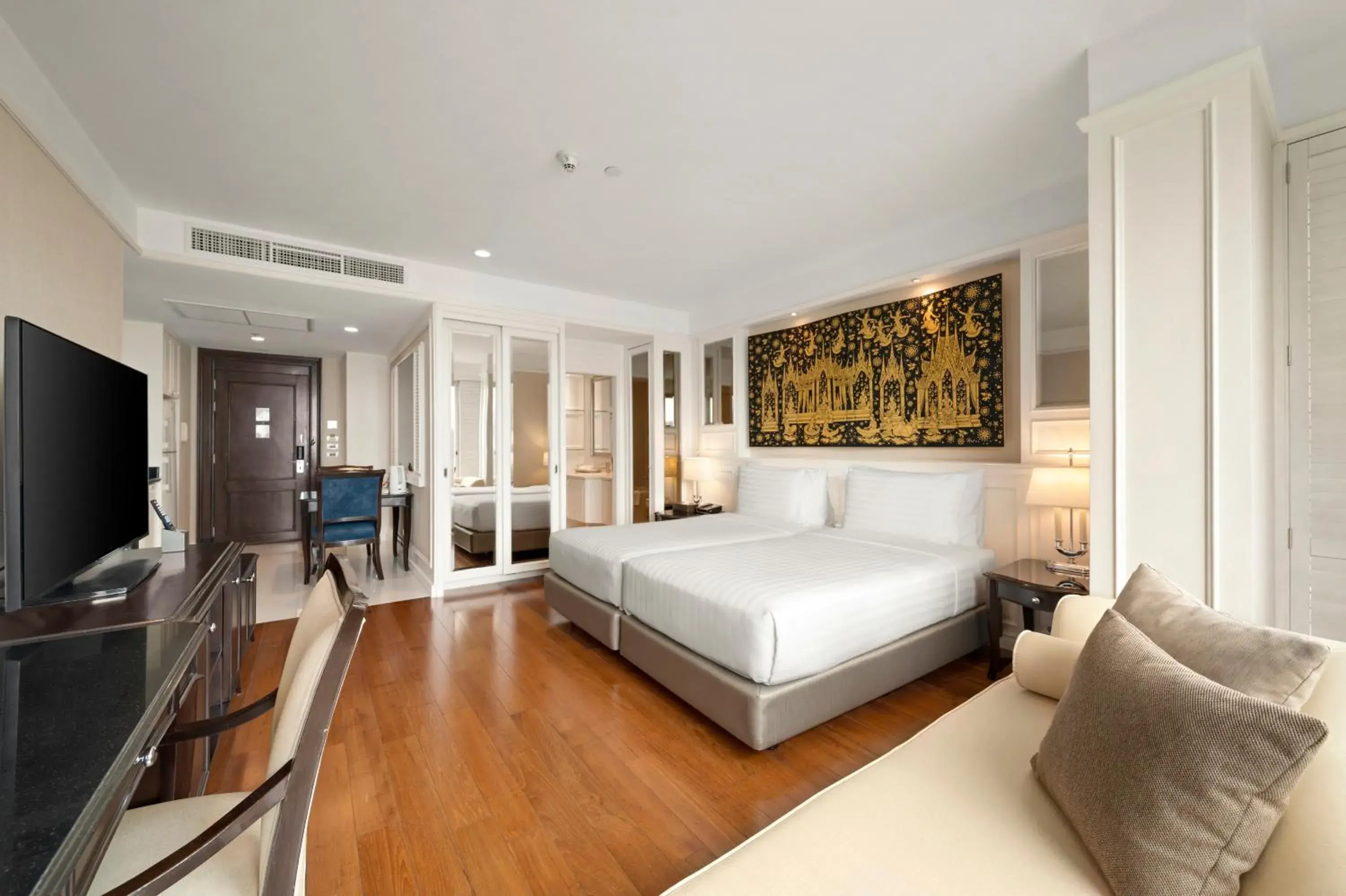 Bed in Grande Centre Point Hotel Ratchadamri Bangkok Bed in Grande Centre Point Hotel Ratchadamri Bangkok