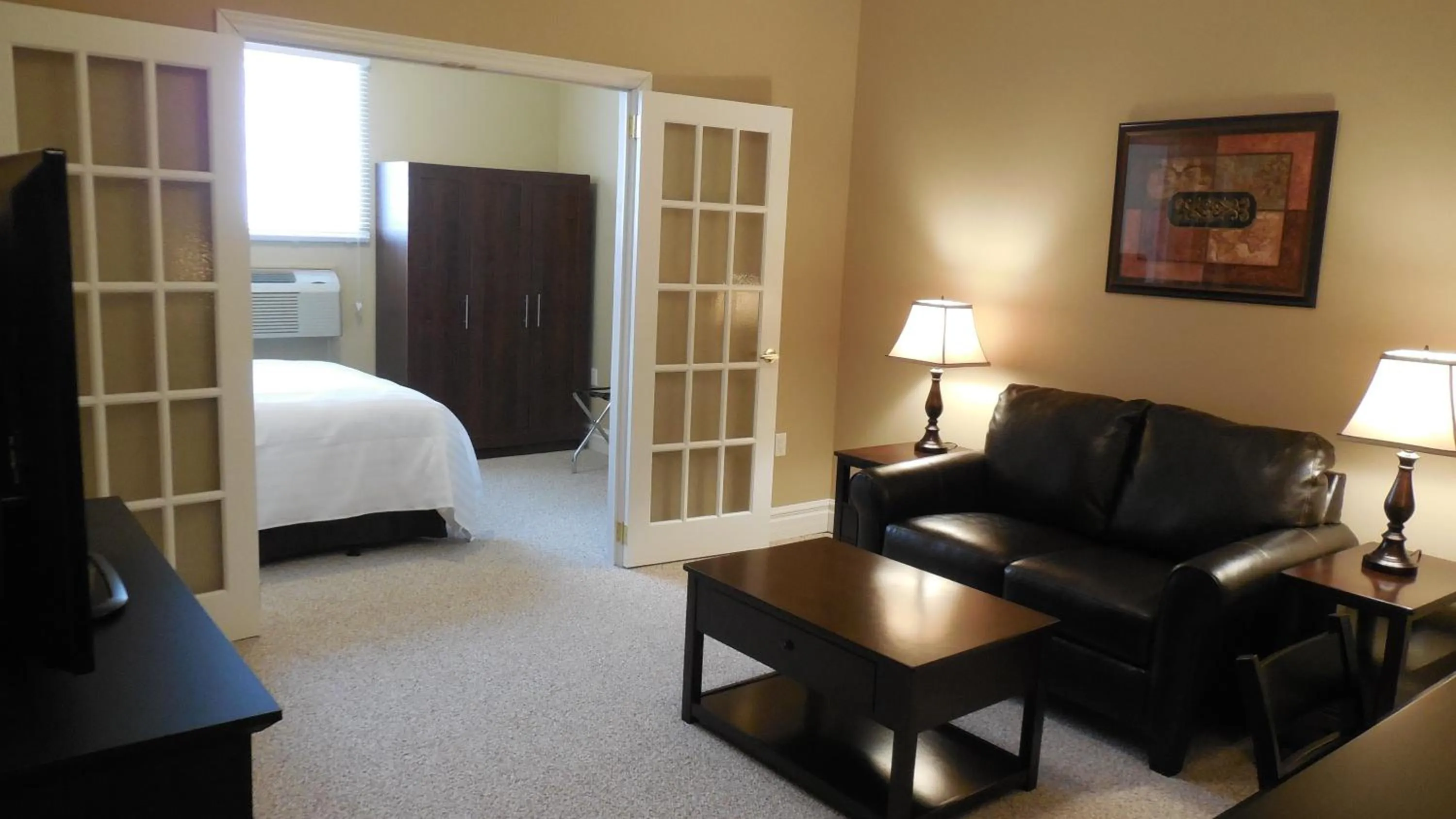 Balsam Suites Boutique Inn & Residence