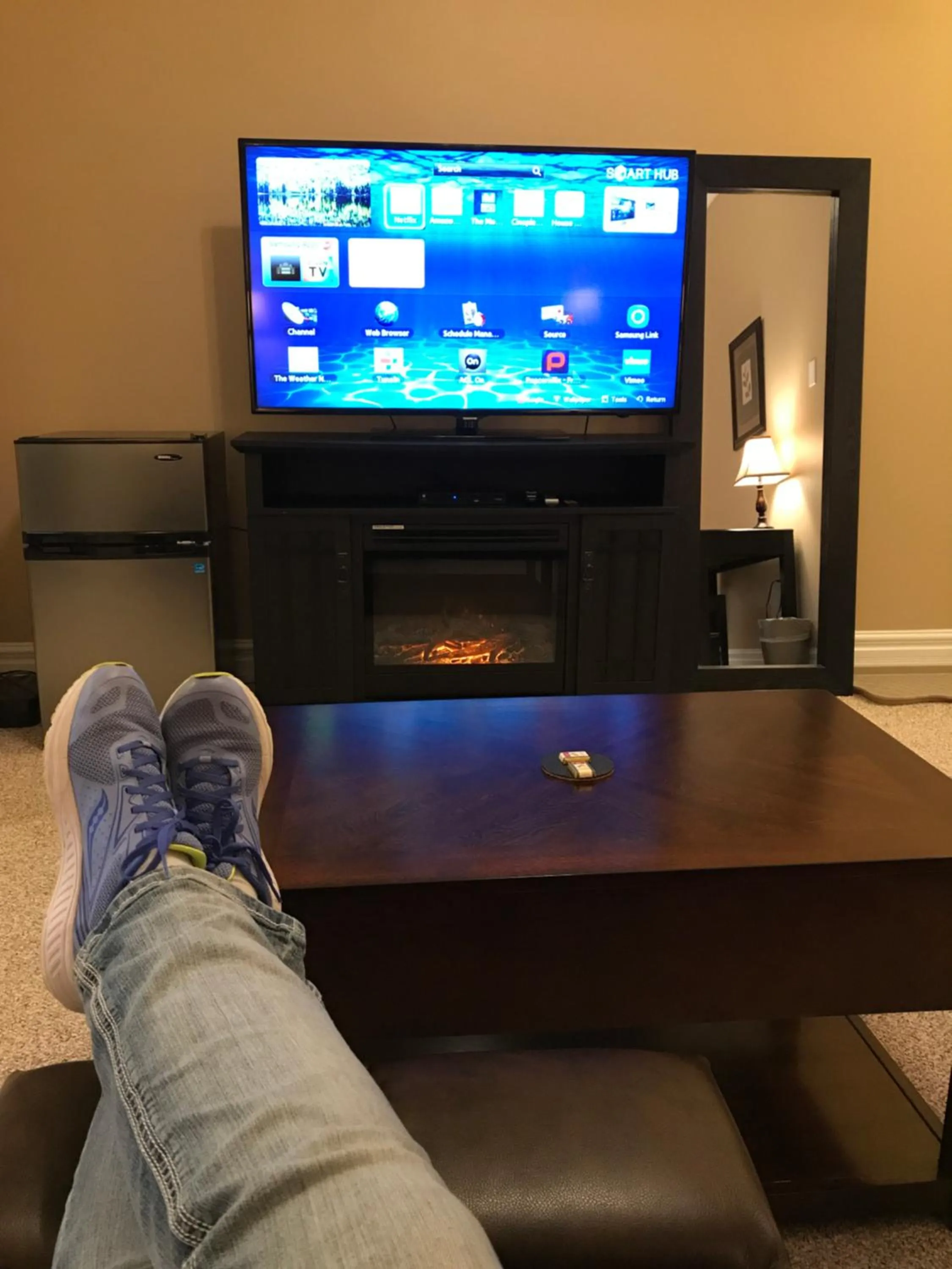 TV and multimedia in Balsam Suites Boutique Inn & Residence