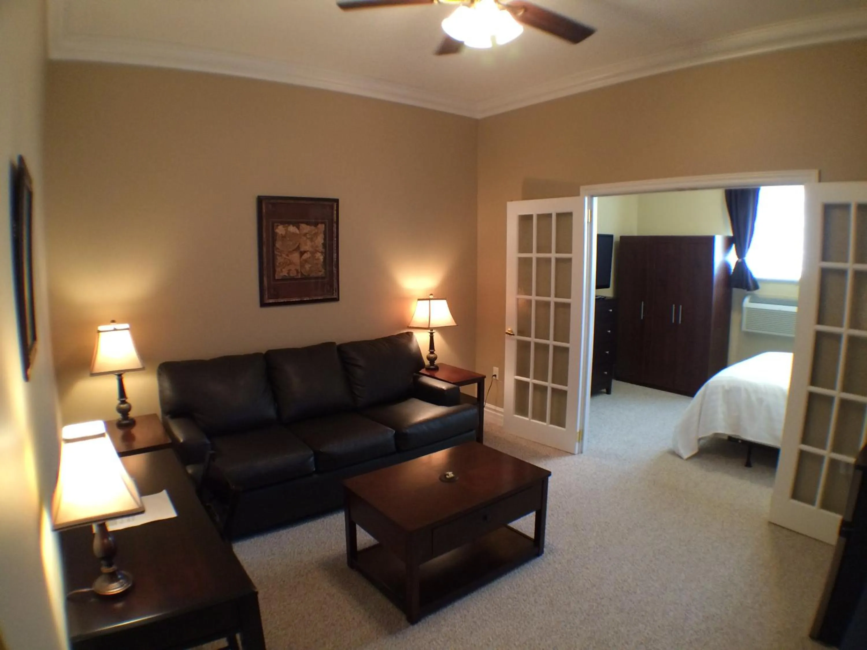 Balsam Suites Boutique Inn & Residence