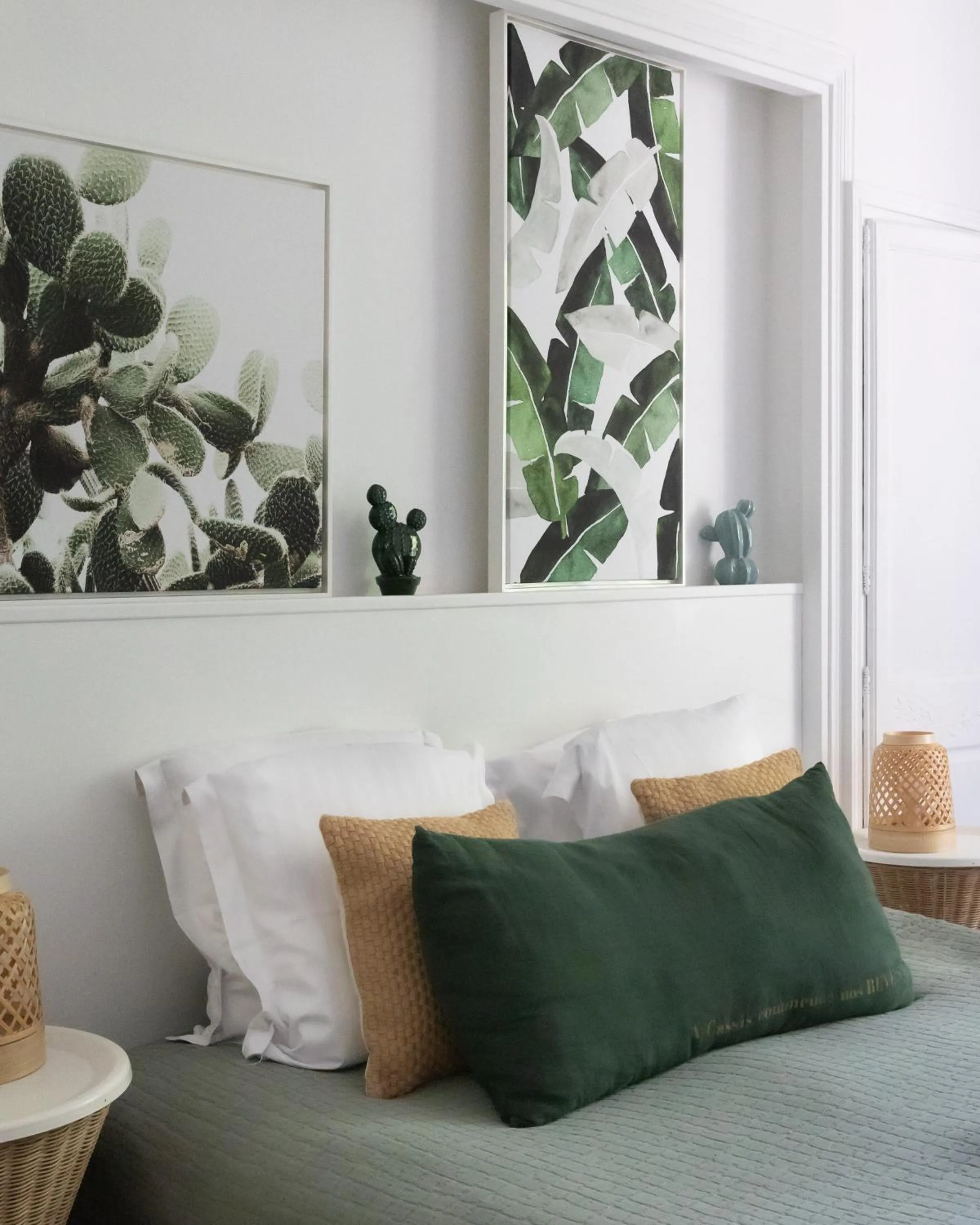 Bed in Hotel de La Plage - Mahogany