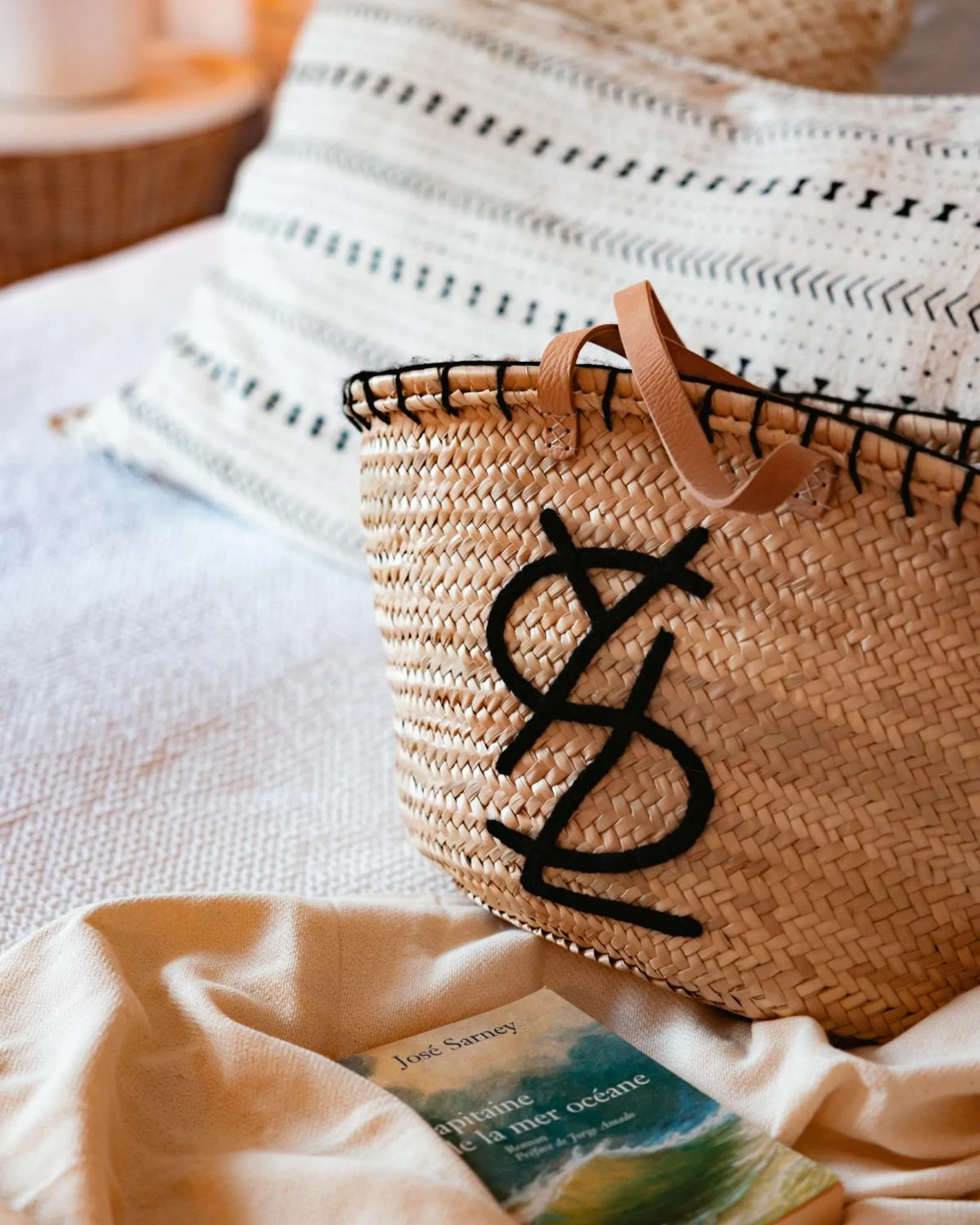 Hotel de La Plage - Mahogany