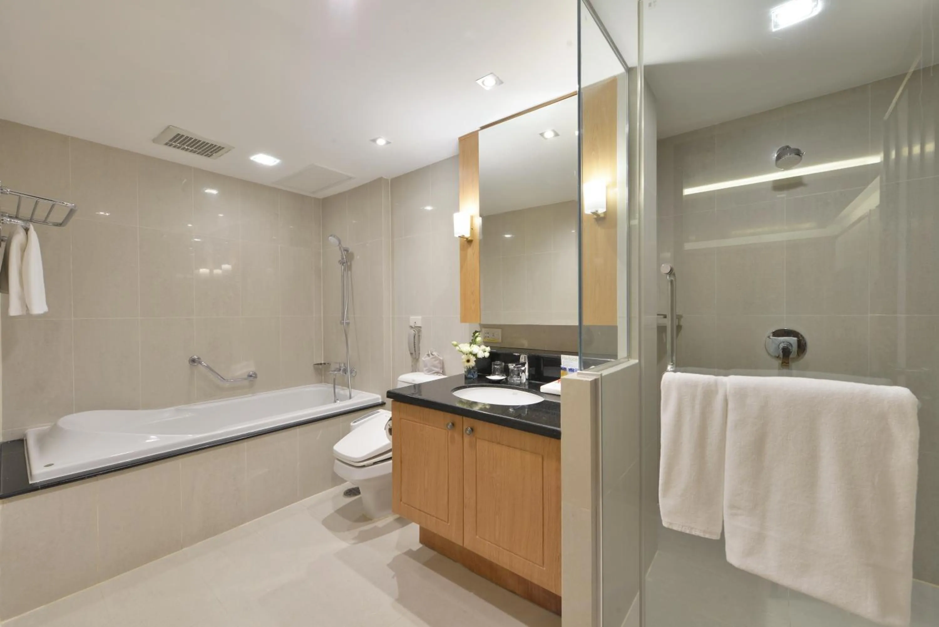 Bathroom in Centre Point Sukhumvit Thong-Lo