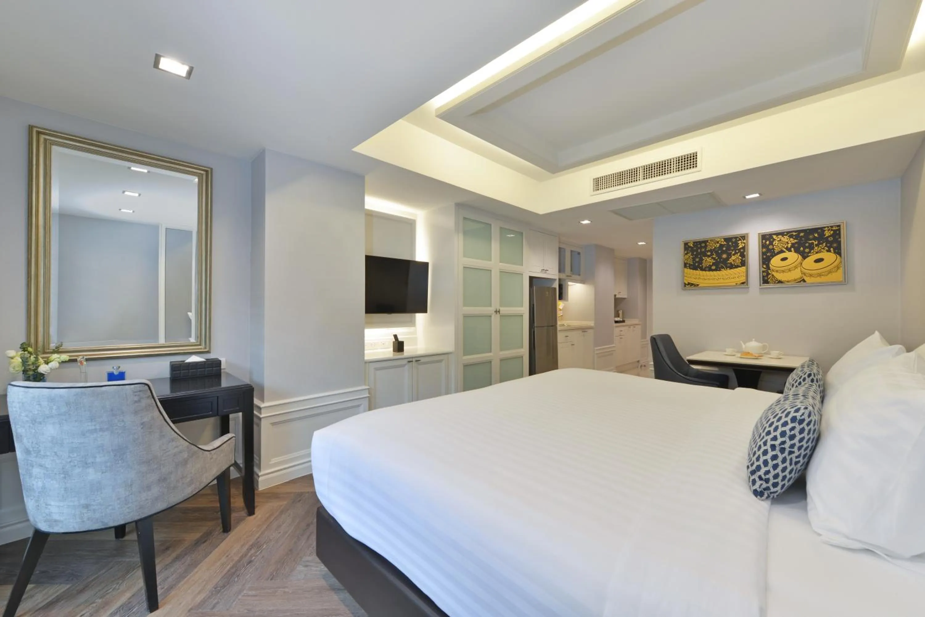 Bedroom, Bed in Centre Point Sukhumvit Thong-Lo