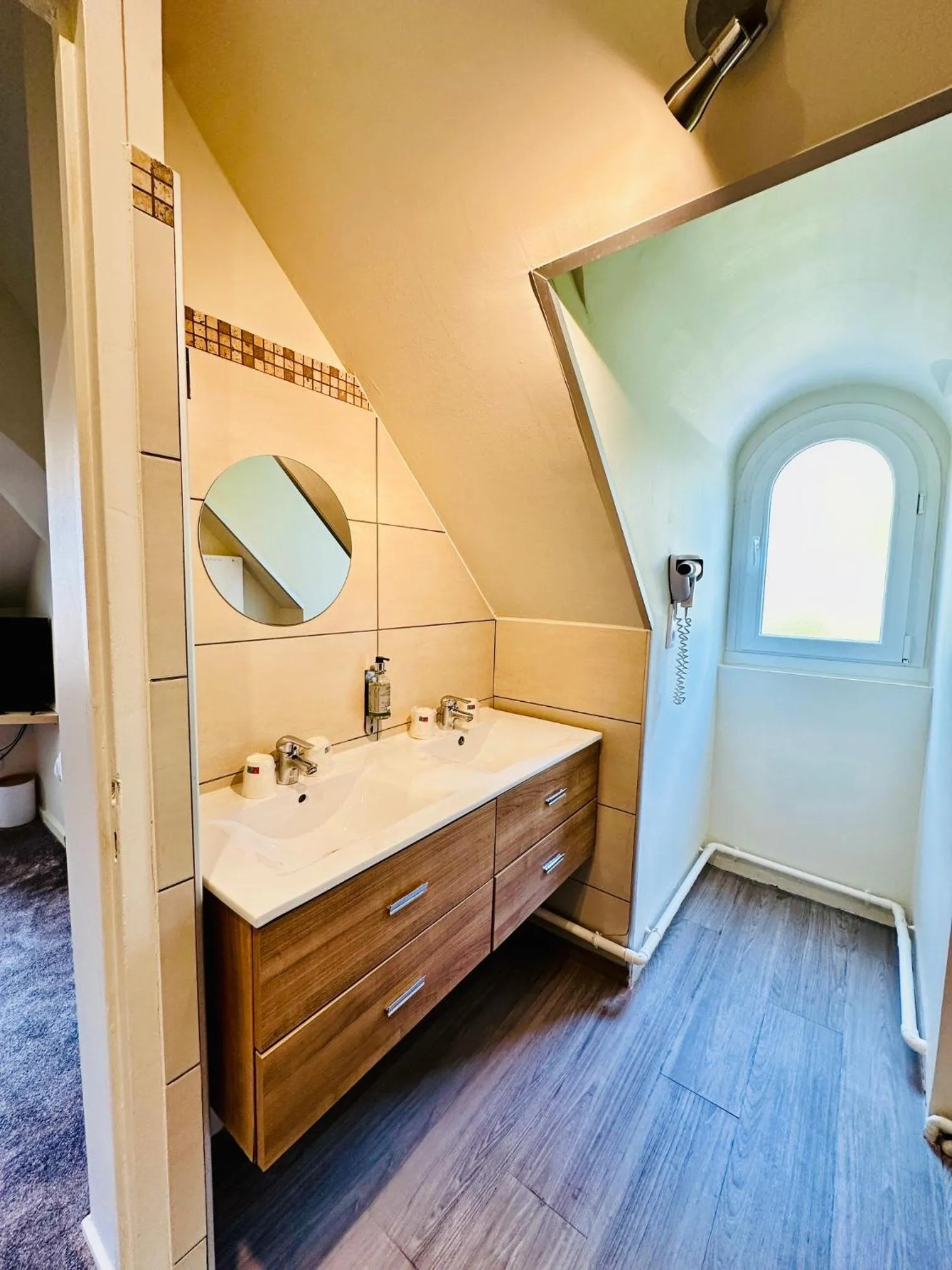 Hôtel Restaurant Le Repère