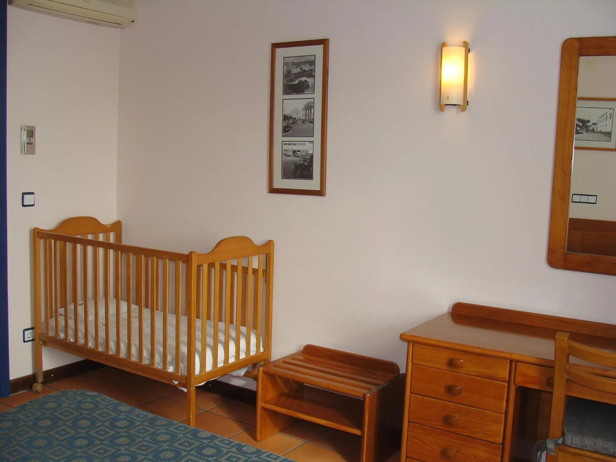 Decorative detail, Bed in Apartamentos Turisticos Verdemar