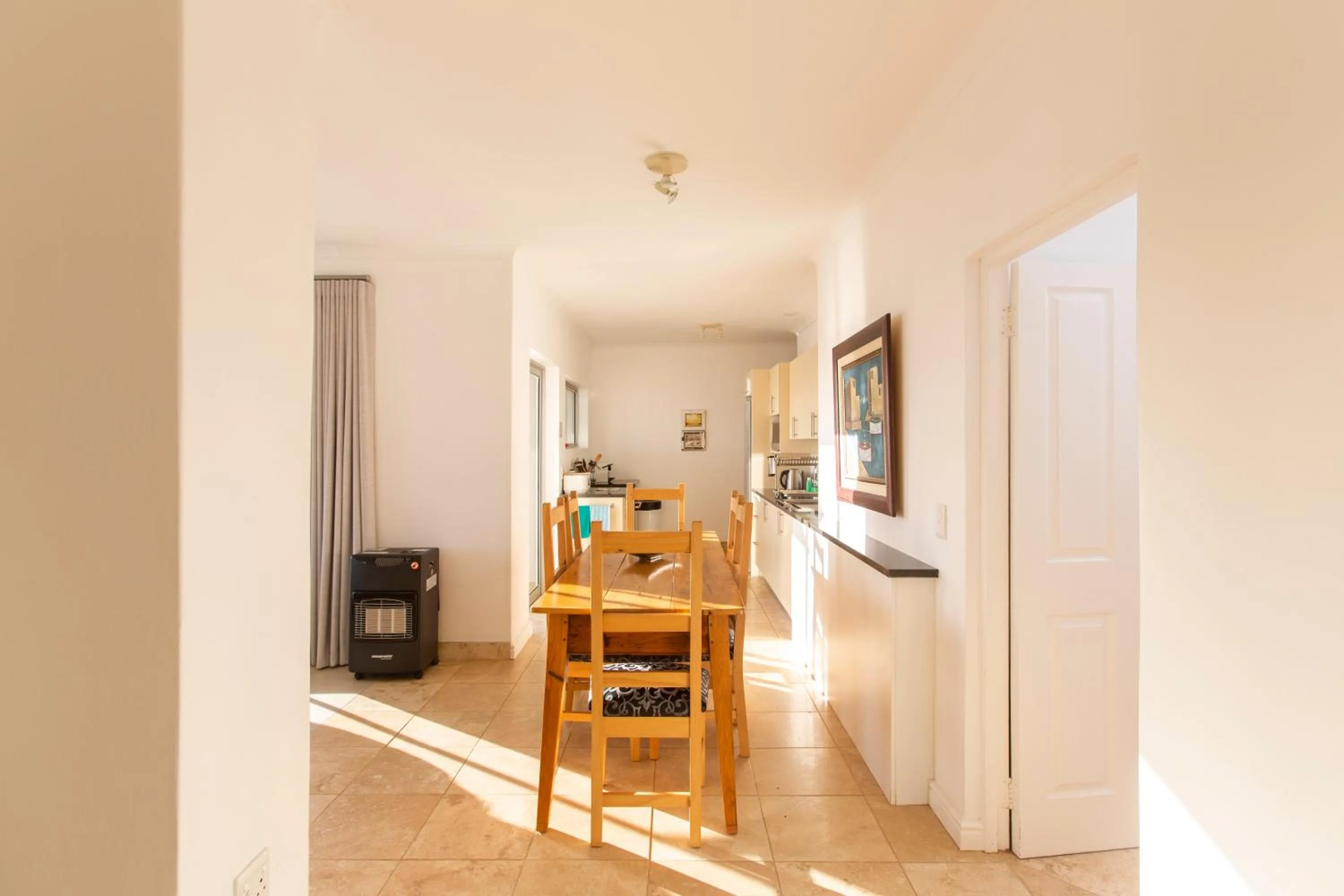 Kitchen or kitchenette in Infinity Blue Luxury Accommodation