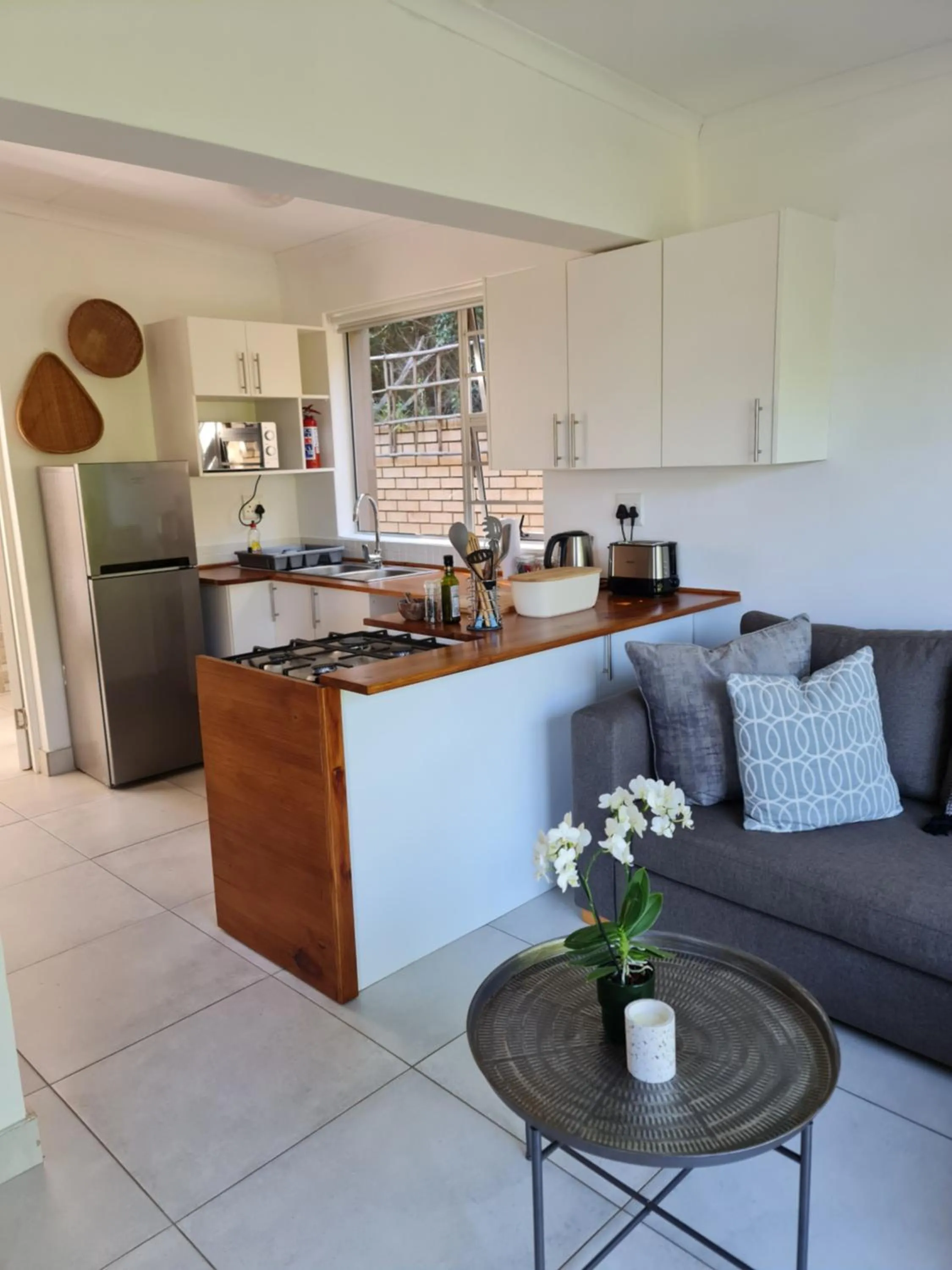 Kitchen or kitchenette in Infinity Blue Luxury Accommodation