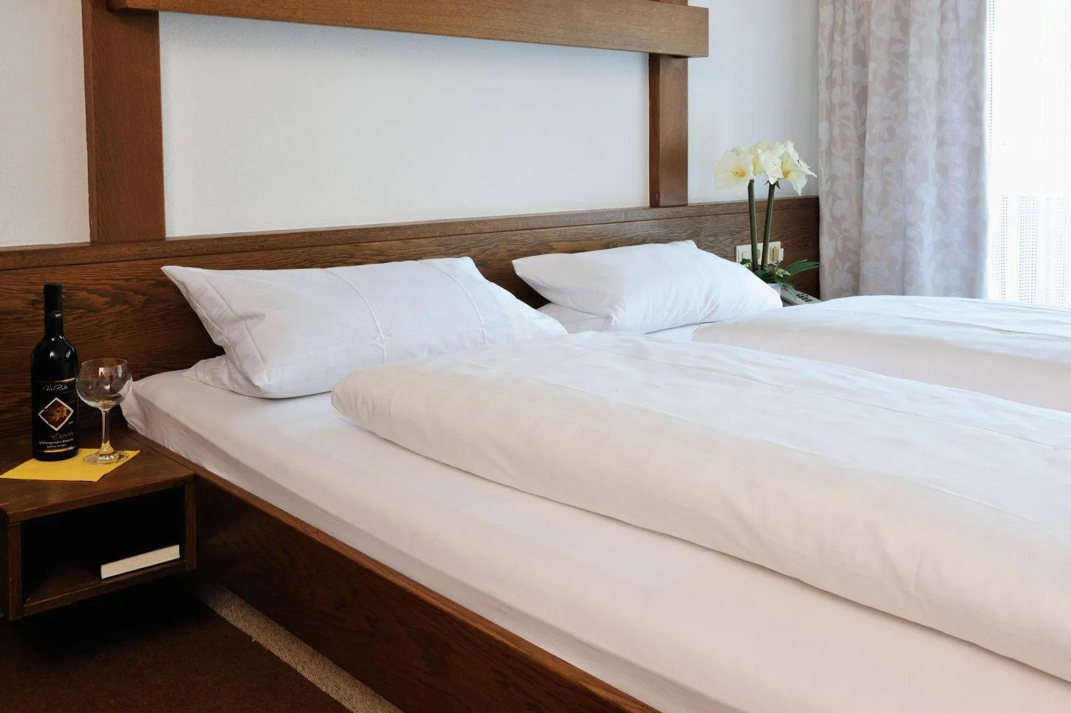 Decorative detail, Bed in Hotel Pflug