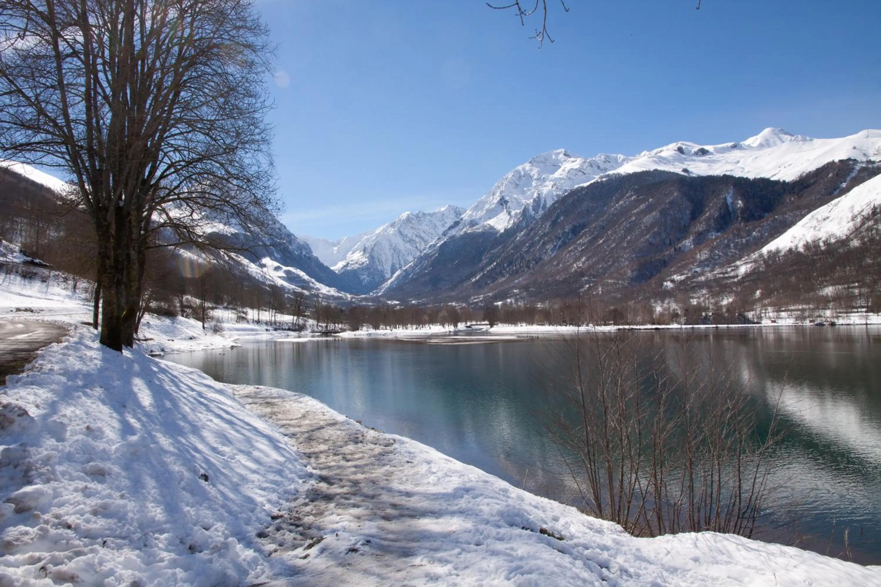 Lake view in Résidence Néméa La Soulane