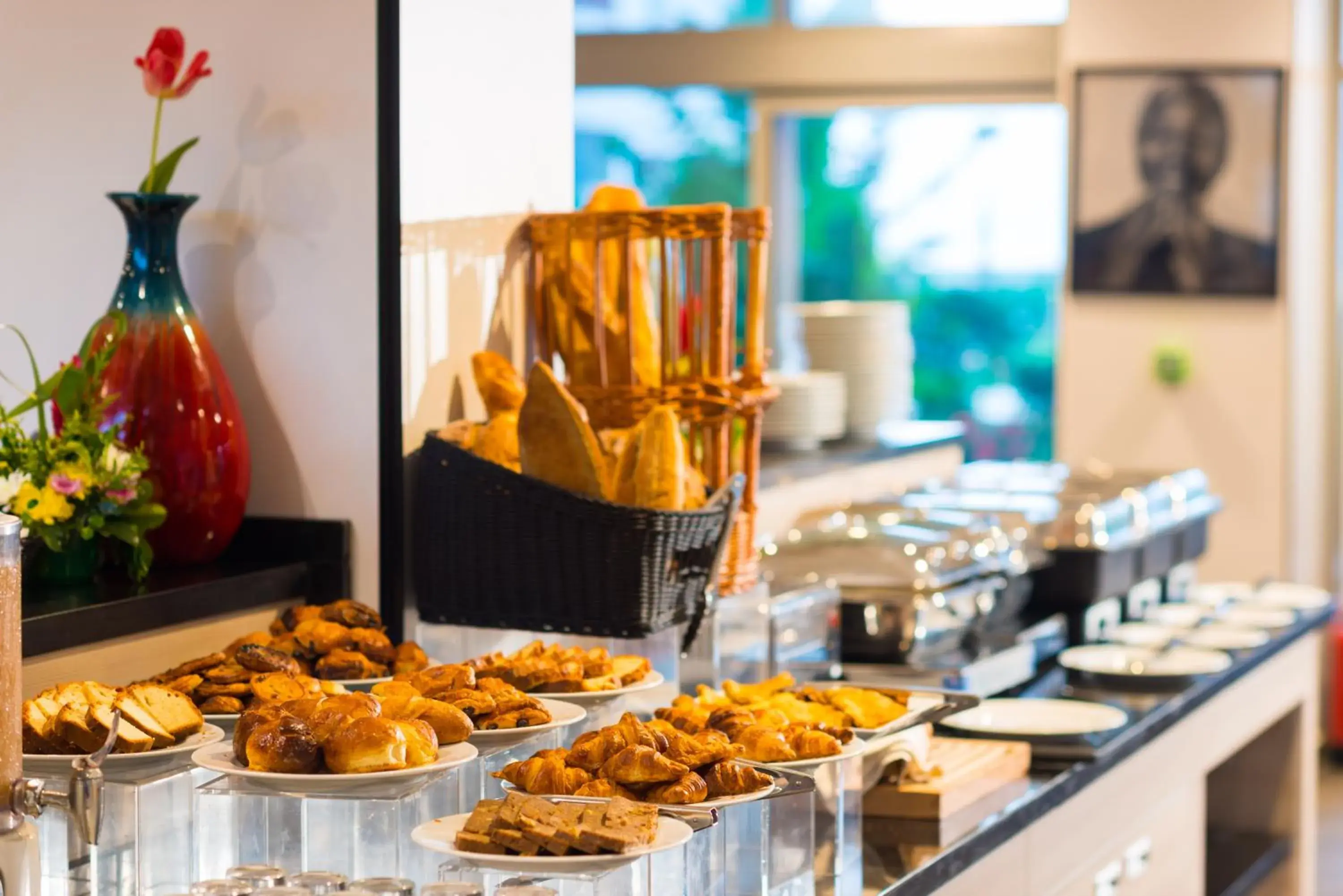 Restaurant/places to eat in ONOMO Hotel Conakry Restaurant/places to eat in ONOMO Hotel Conakry