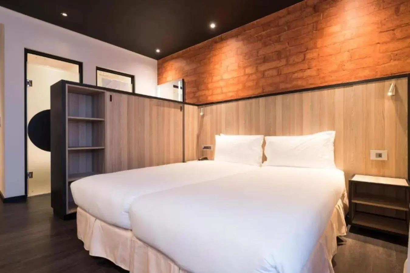 Photo of the whole room, Bed in ONOMO Hotel Conakry Photo of the whole room, Bed in ONOMO Hotel Conakry