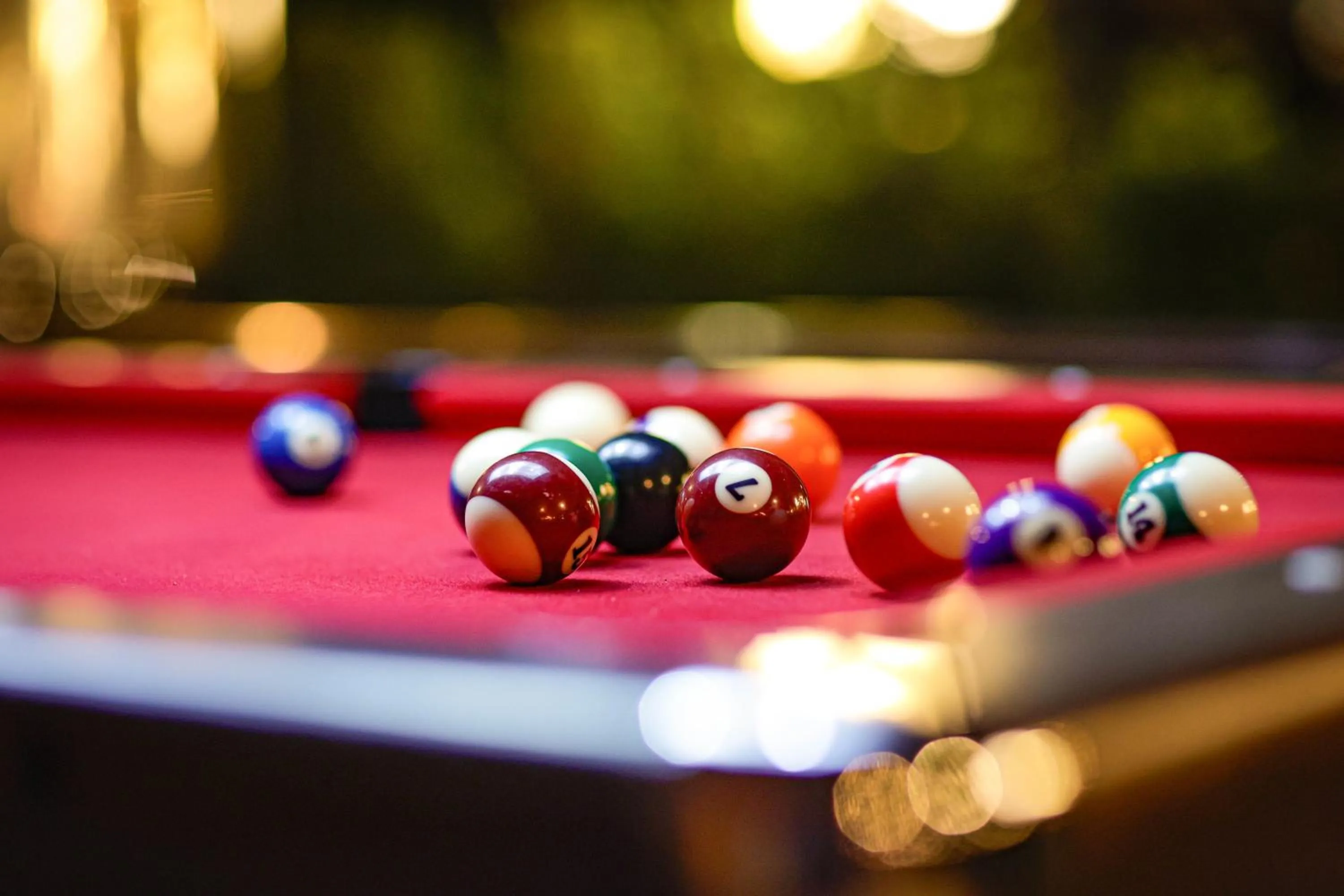 Billiard in Montien Riverside Hotel Bangkok