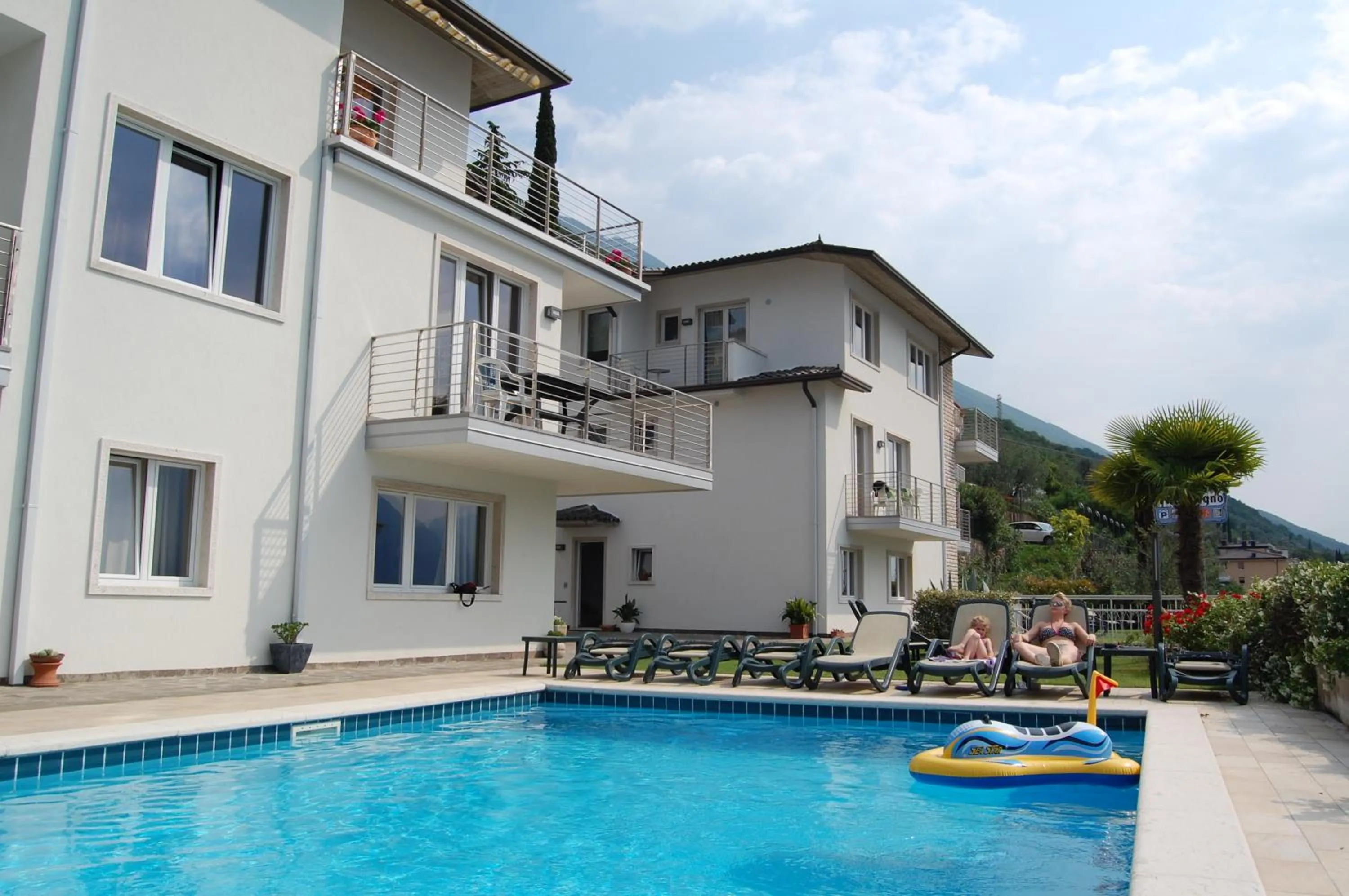 Swimming pool in Villa Sogno