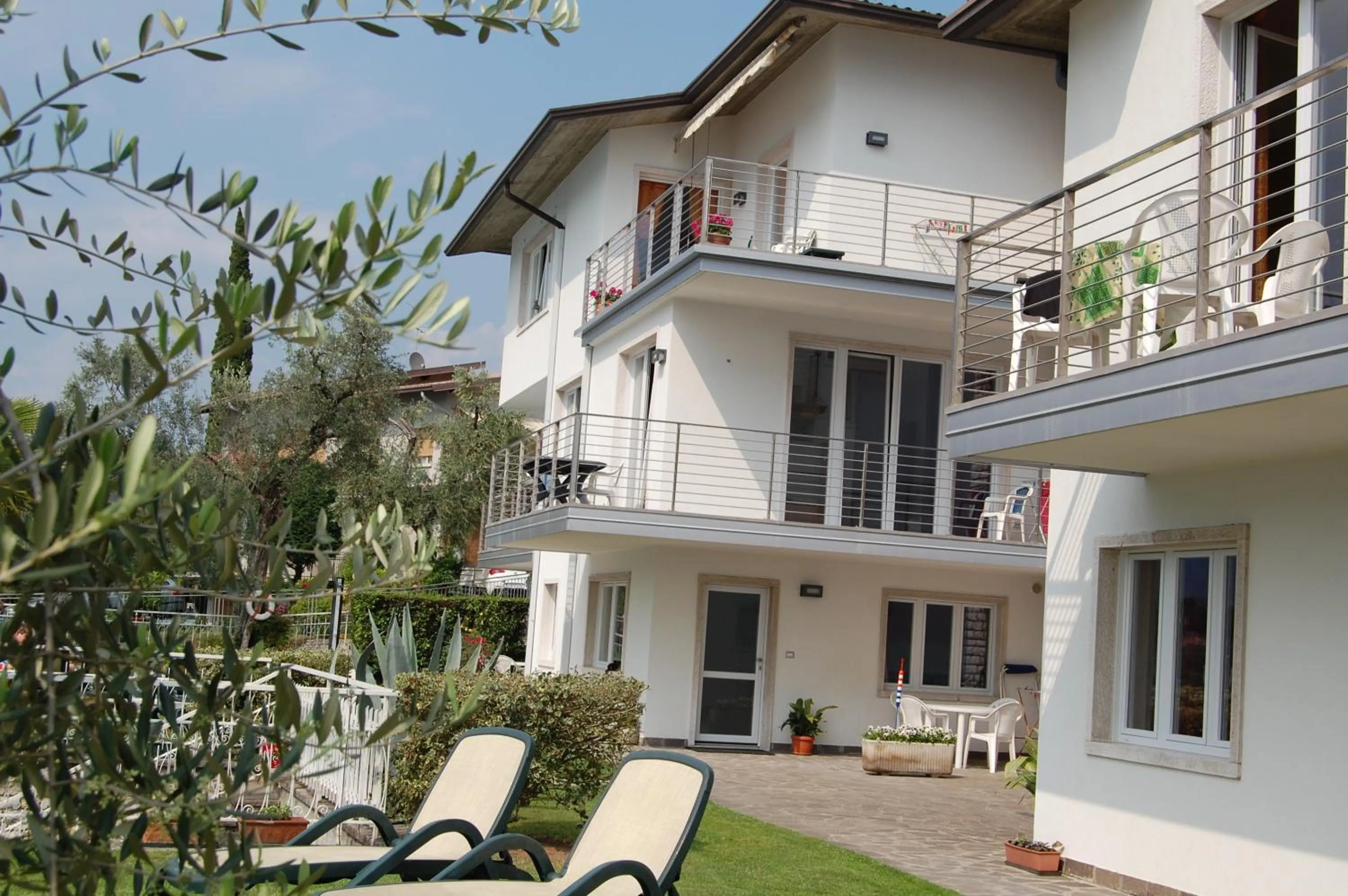 Facade/entrance in Villa Sogno