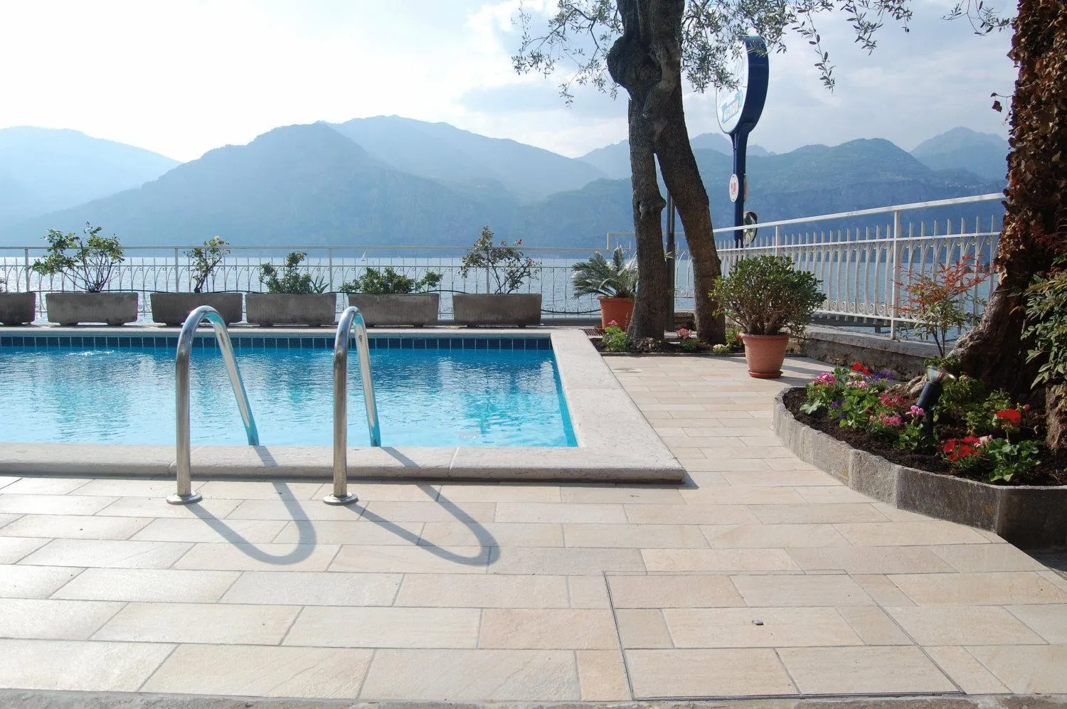 Swimming pool in Villa Sogno
