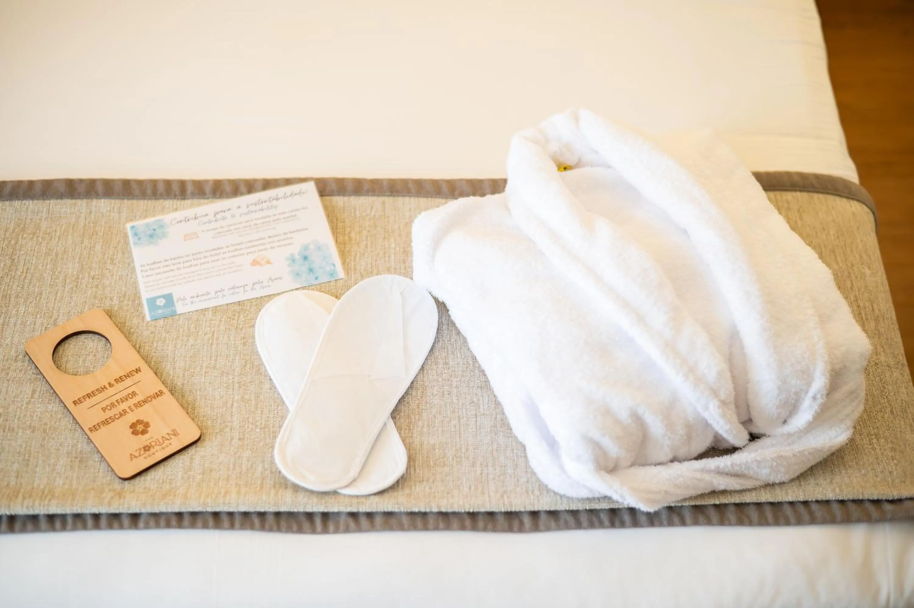 Bed in Hotel Comfort Inn Ponta Delgada