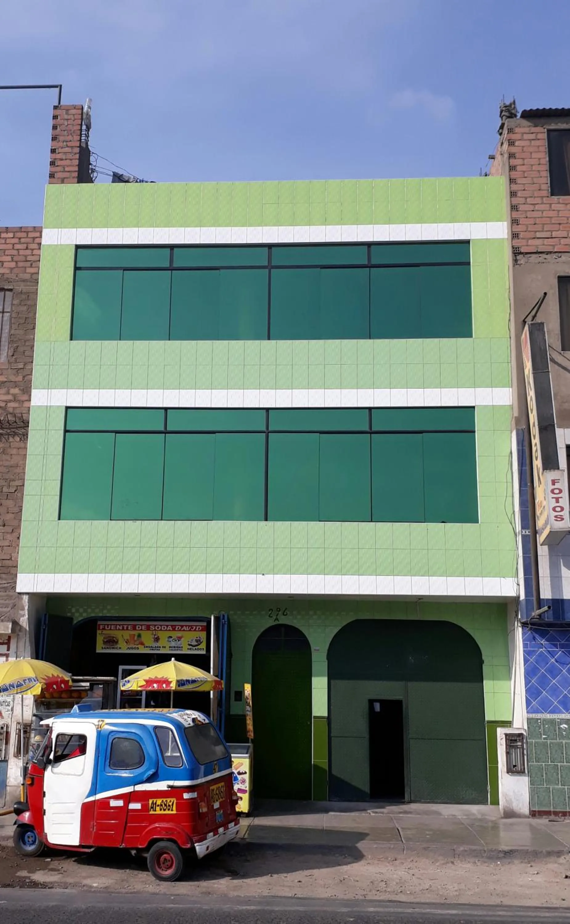 Property building in B&B La Casa del Turista