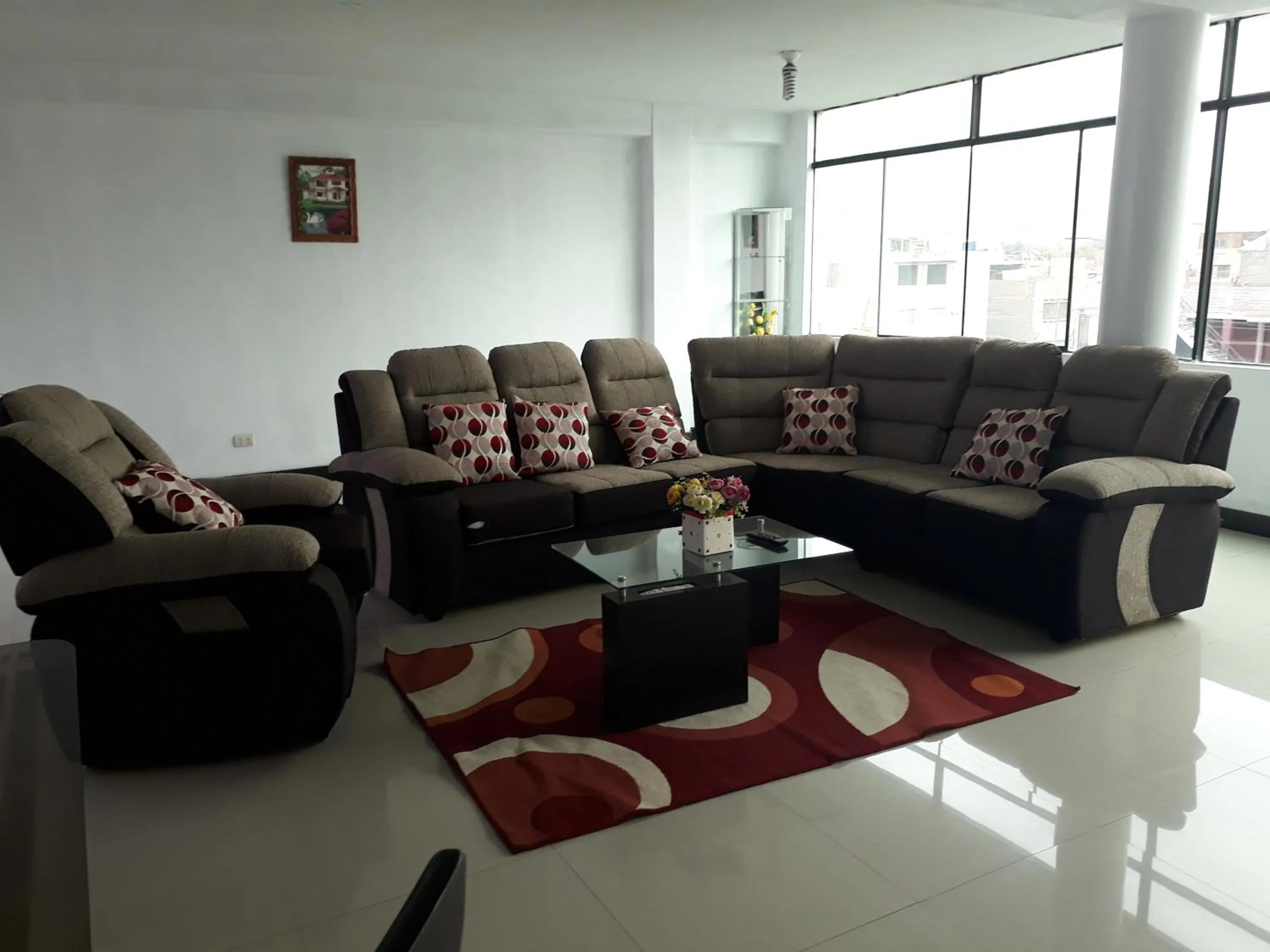 Communal lounge/ TV room in B&B La Casa del Turista