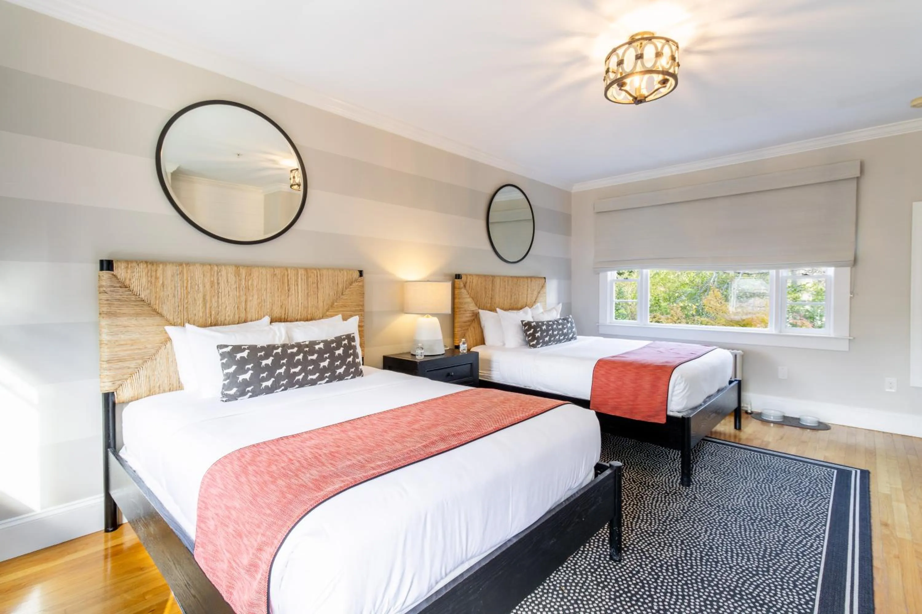 Bed in Paws on Pelham