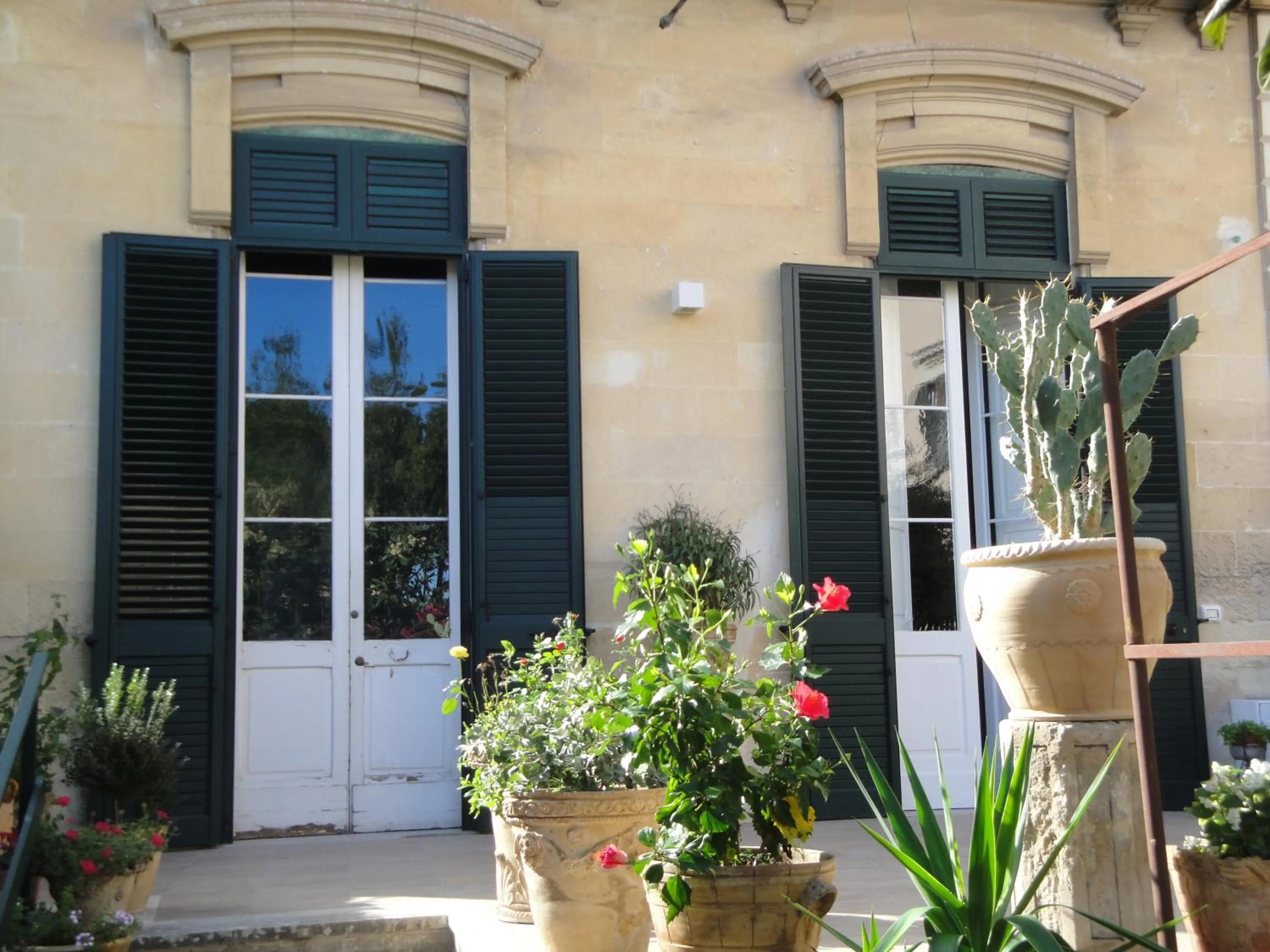 Property building in Le Signorine B&B Lecce